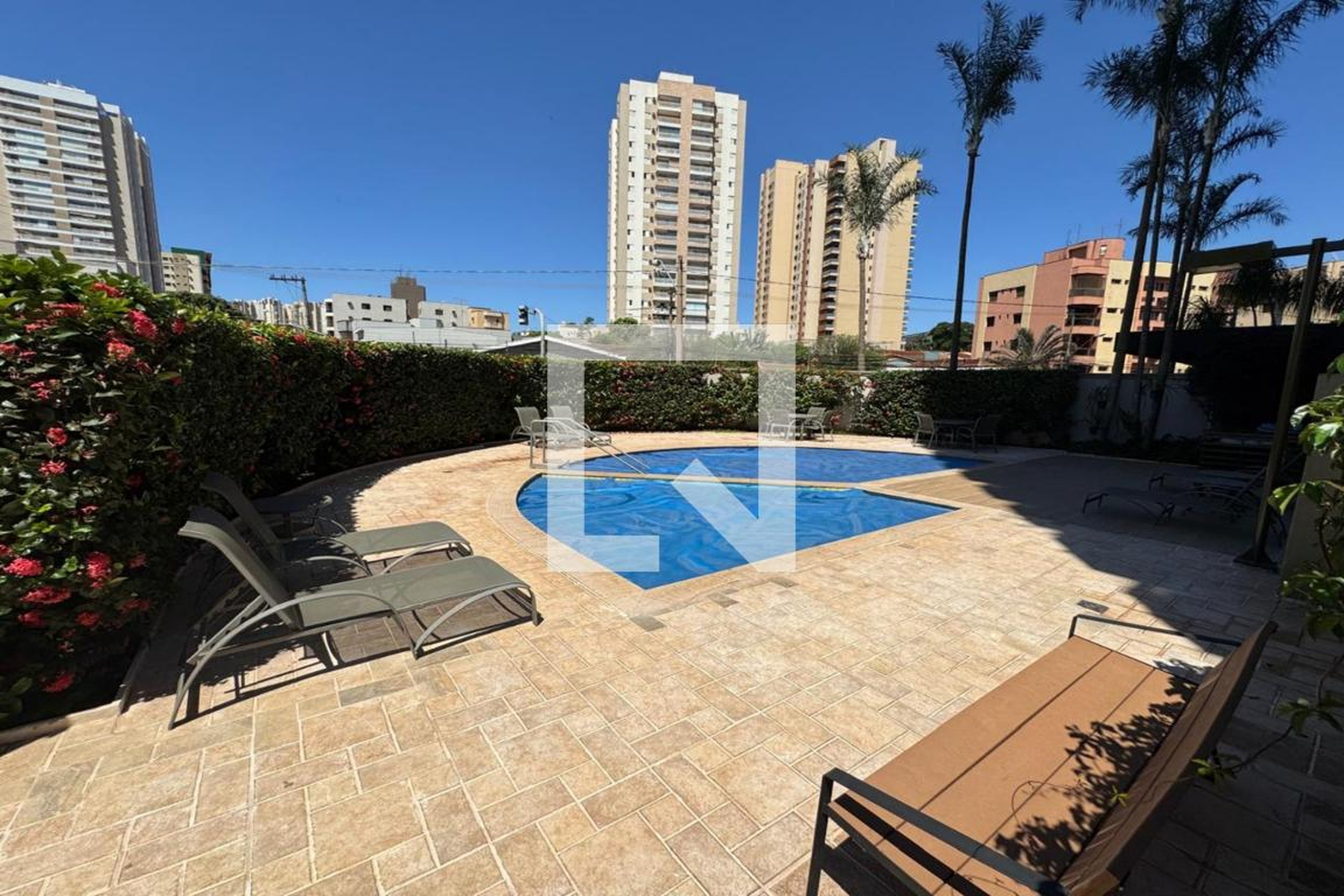 Piscina - Edifício Saint Germain