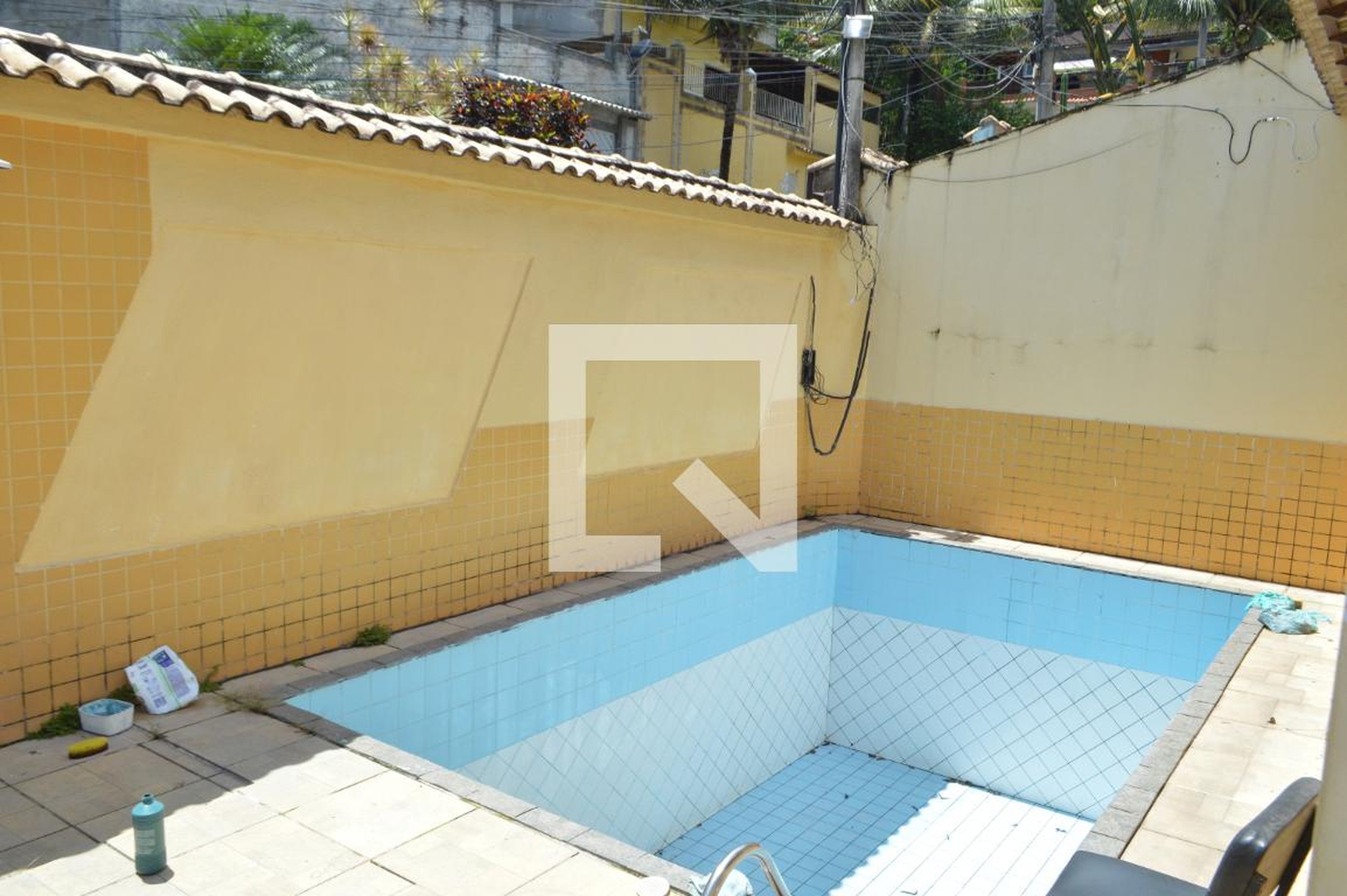 Piscina - Bosque dos Sabiás