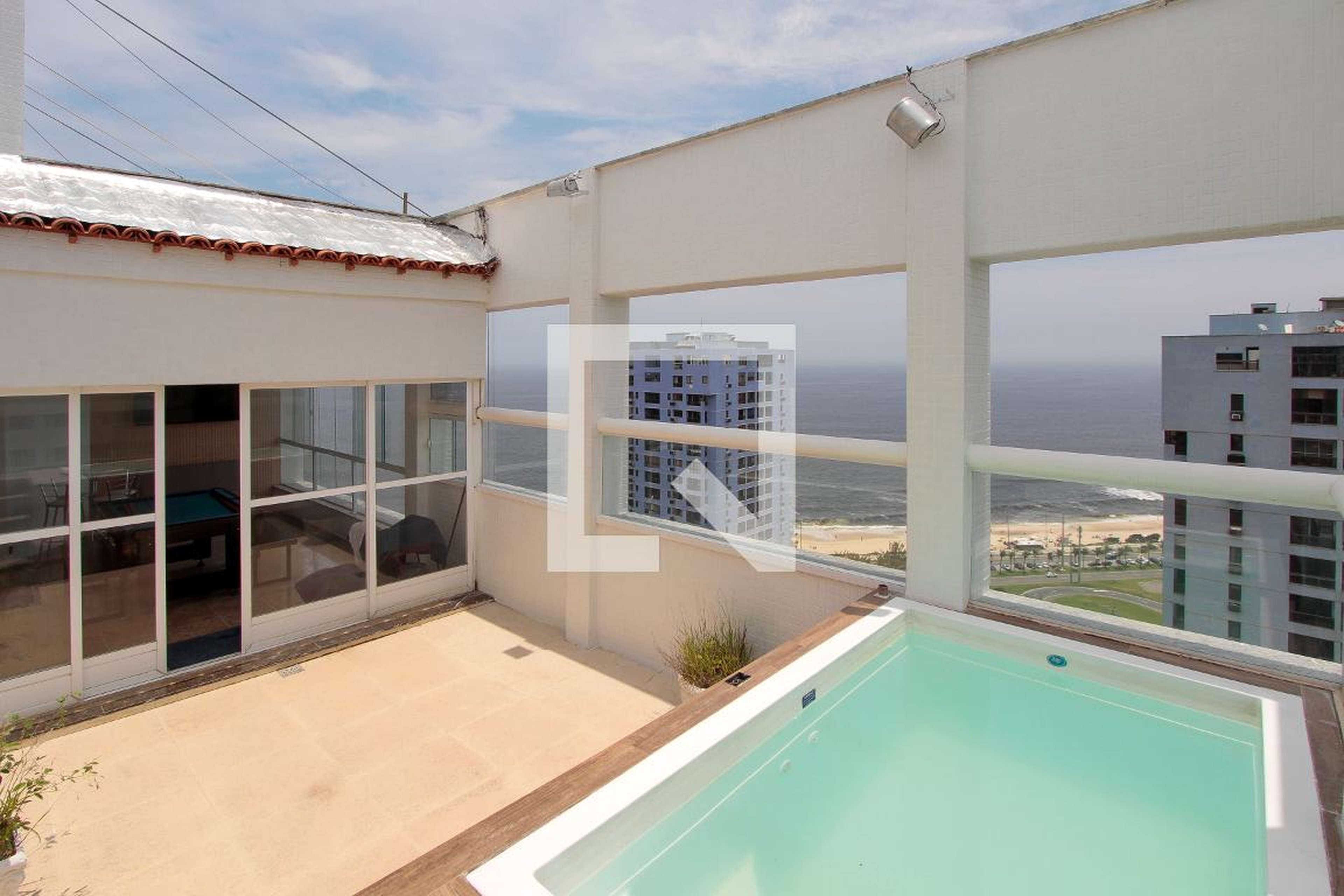 Piscina - Alfa Barra