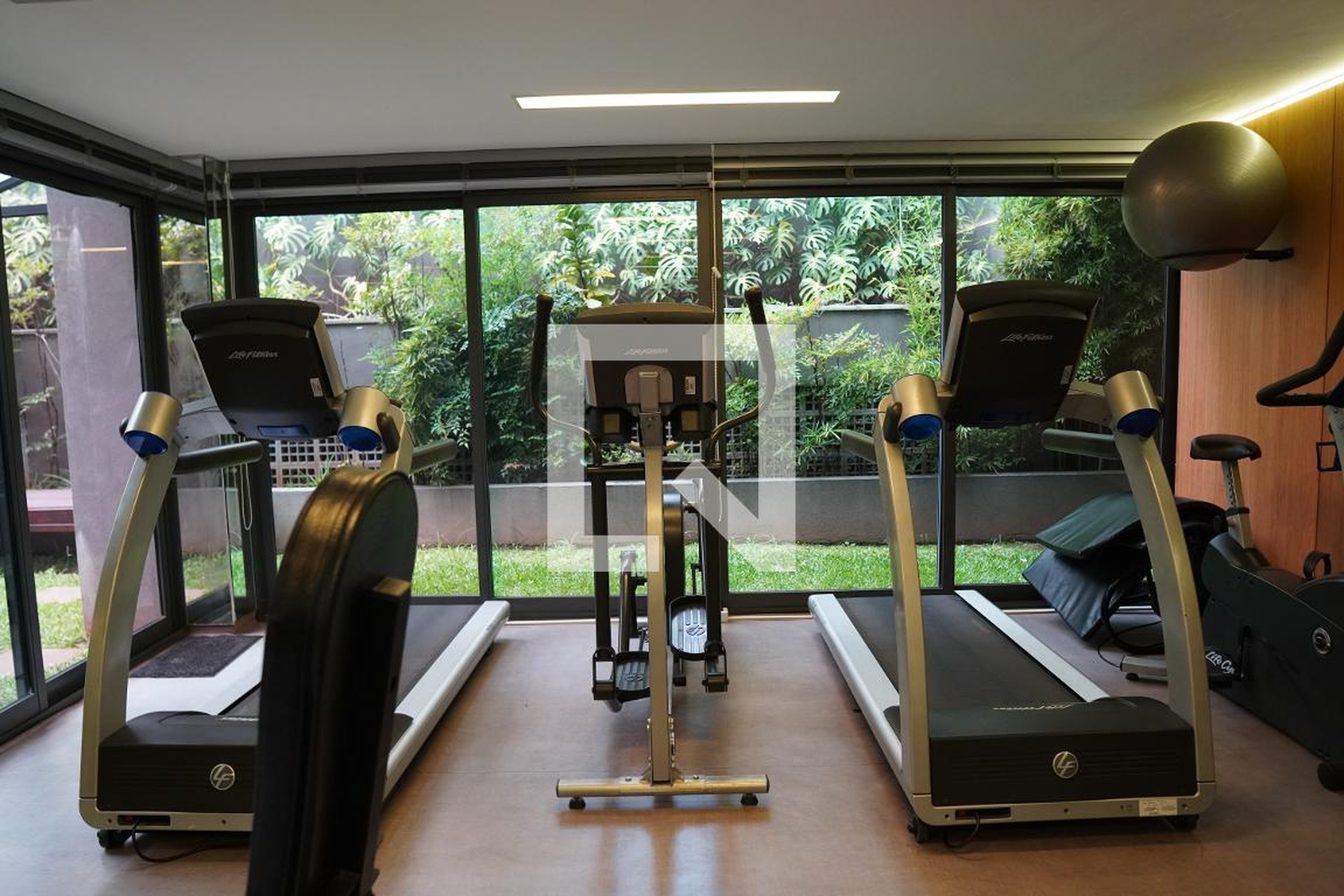 Academia - Torre Di Siena Residence