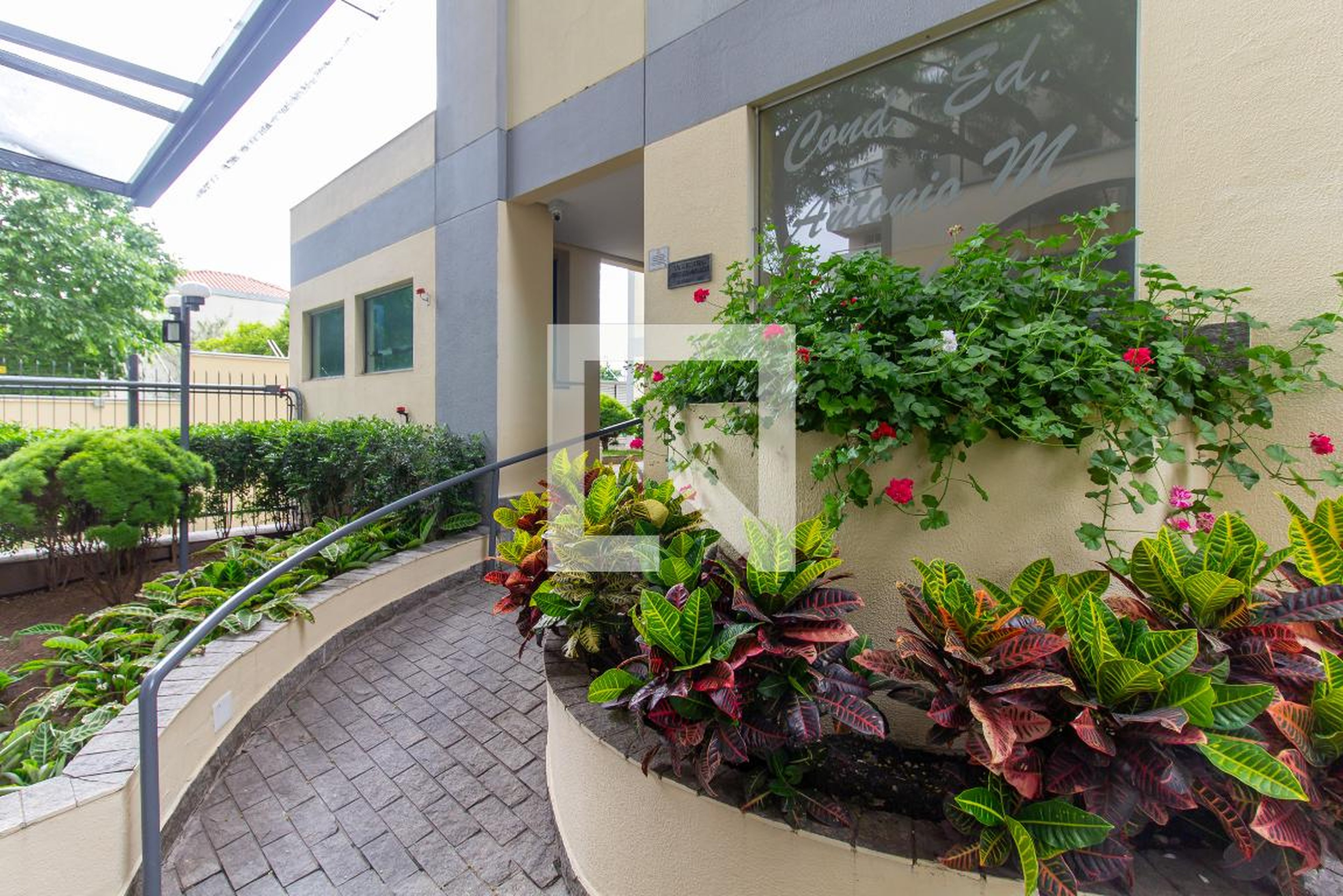 Hall de entrada - Edifício Marco Antônio Machado