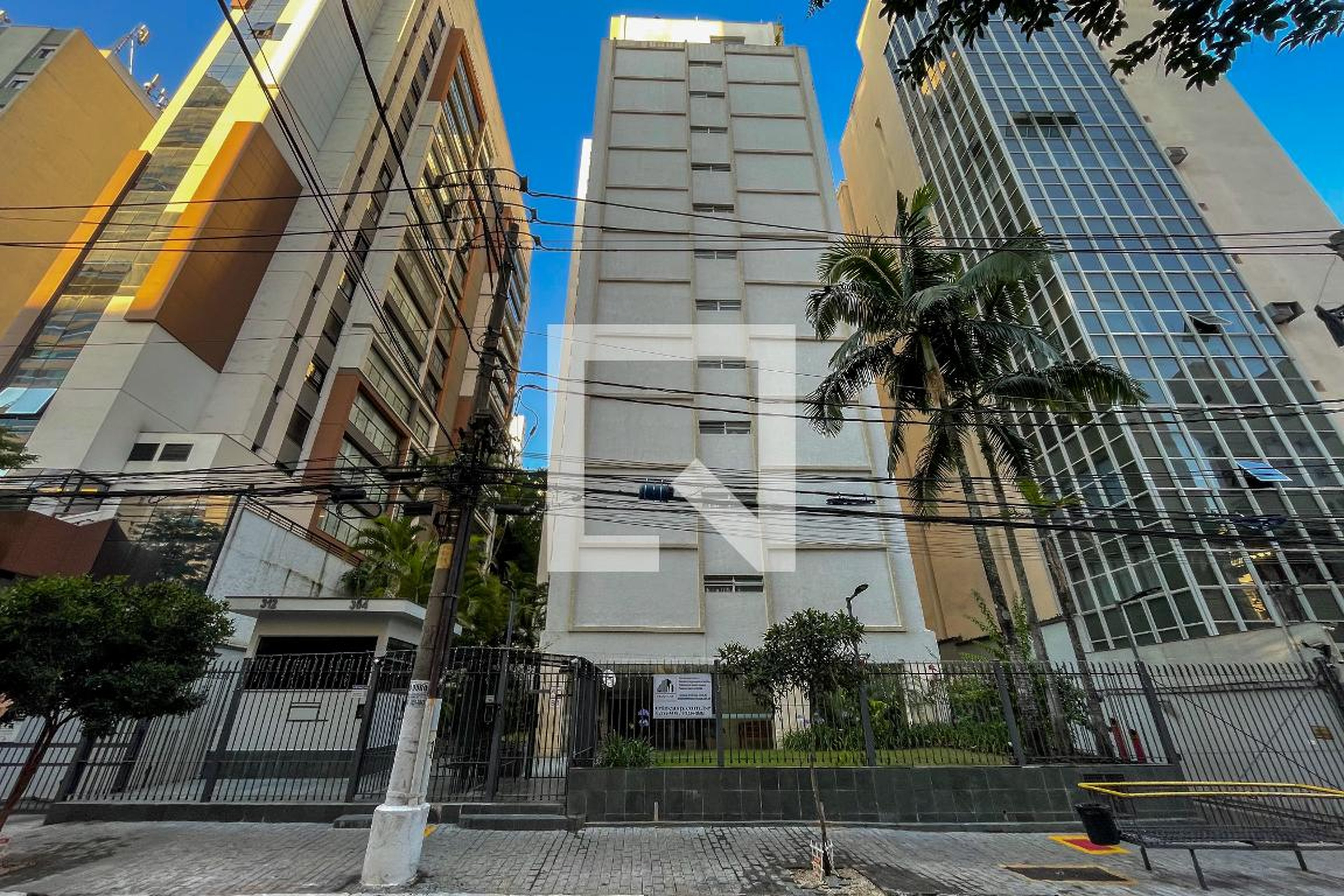 Fachada Condomínio Claudia Regina e Tatiana