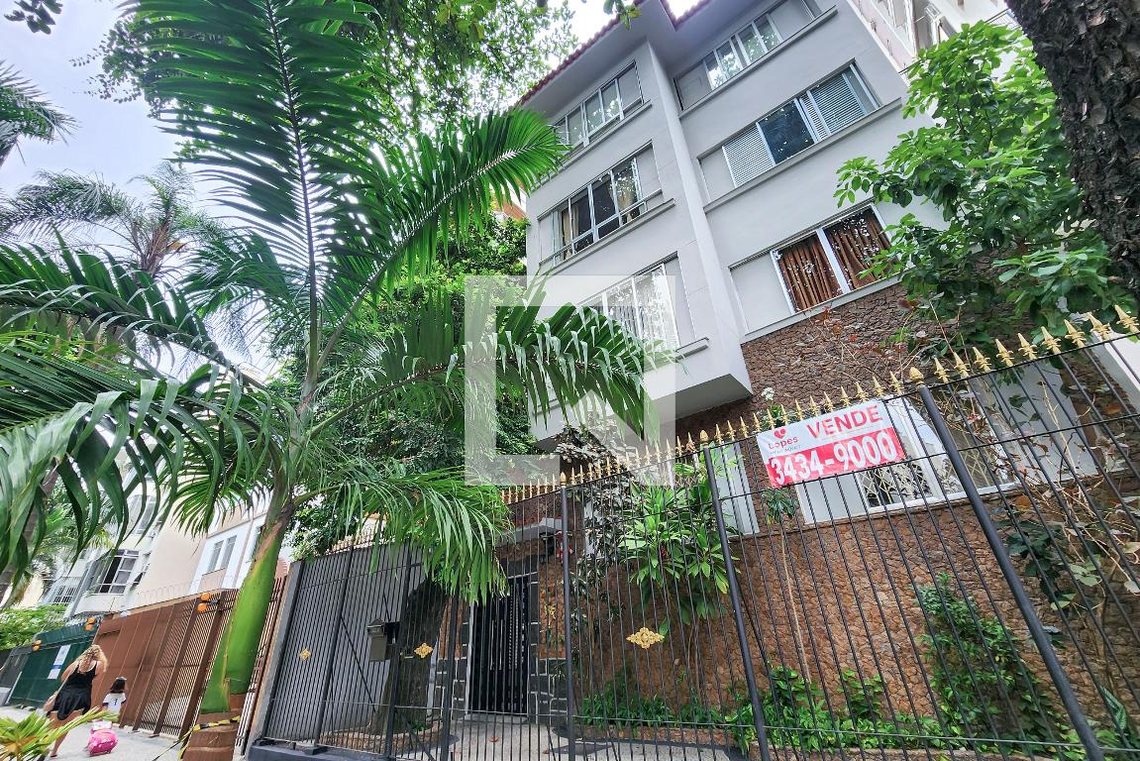 Fachada Condomínio Maria Augusta