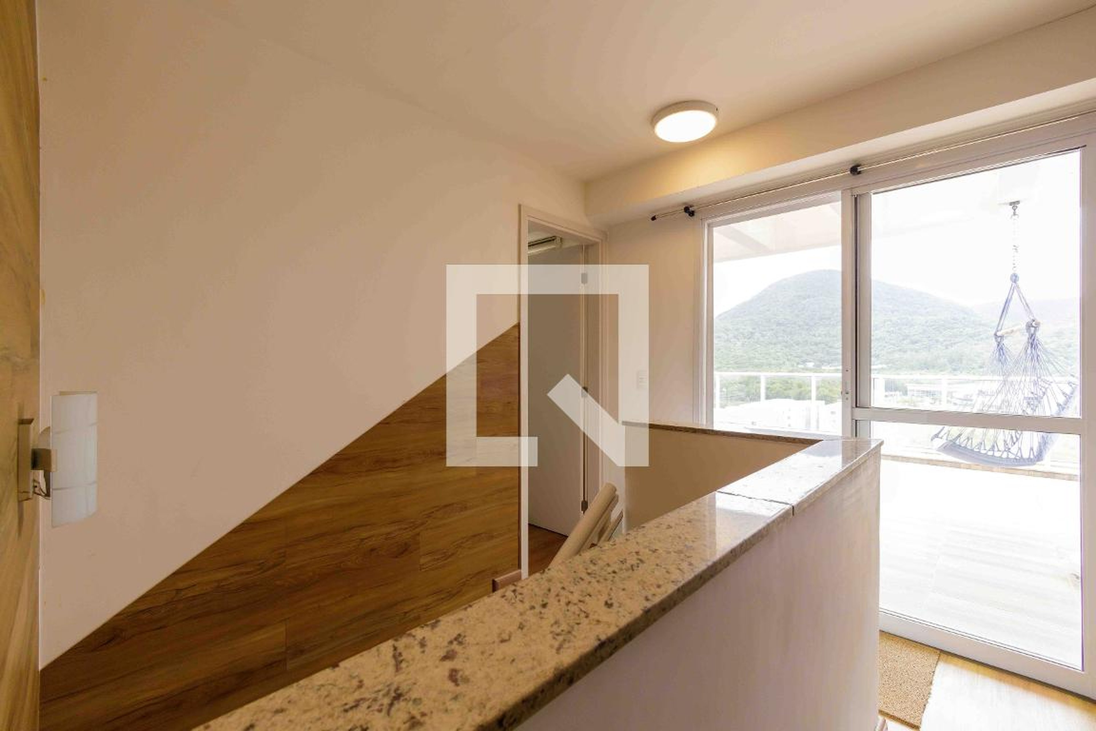 Hall - Frames Residence