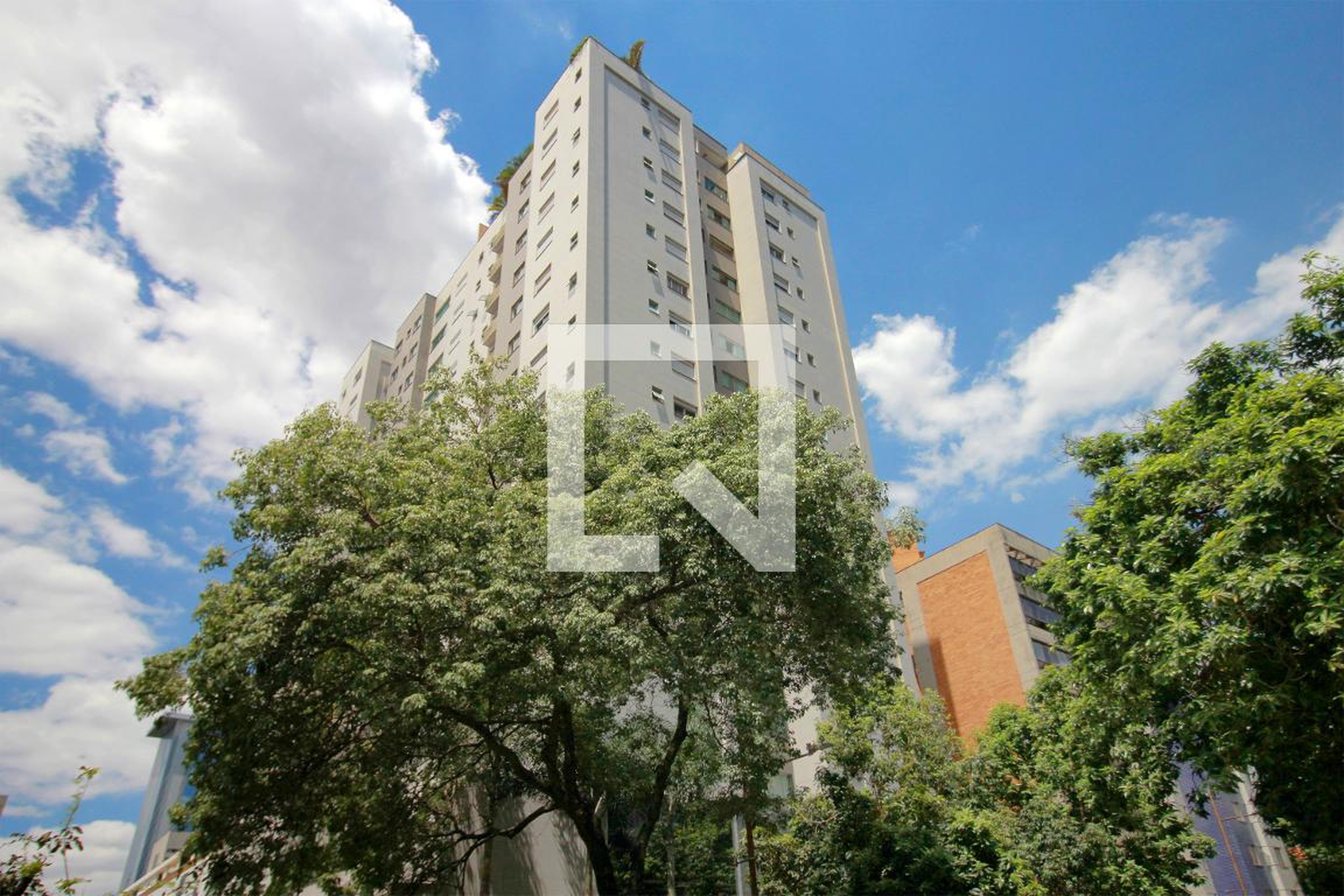 Fachada Condomínio Ed. Avangard Residence