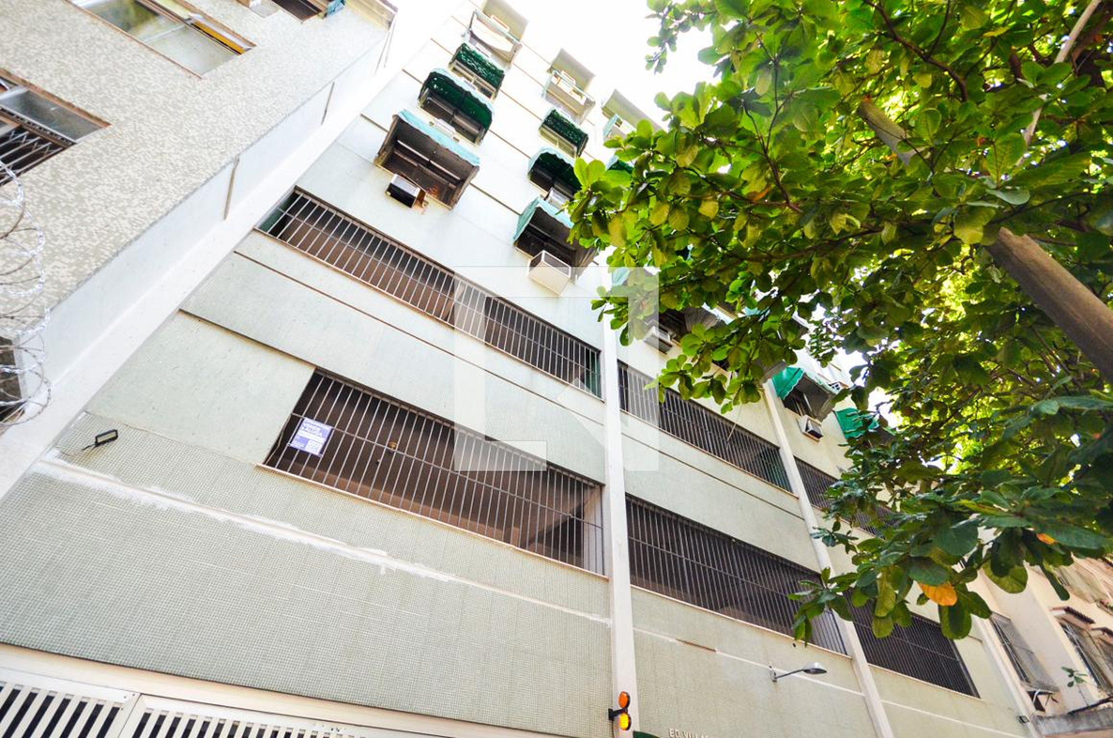 Fachada Condomínio Village do Sol