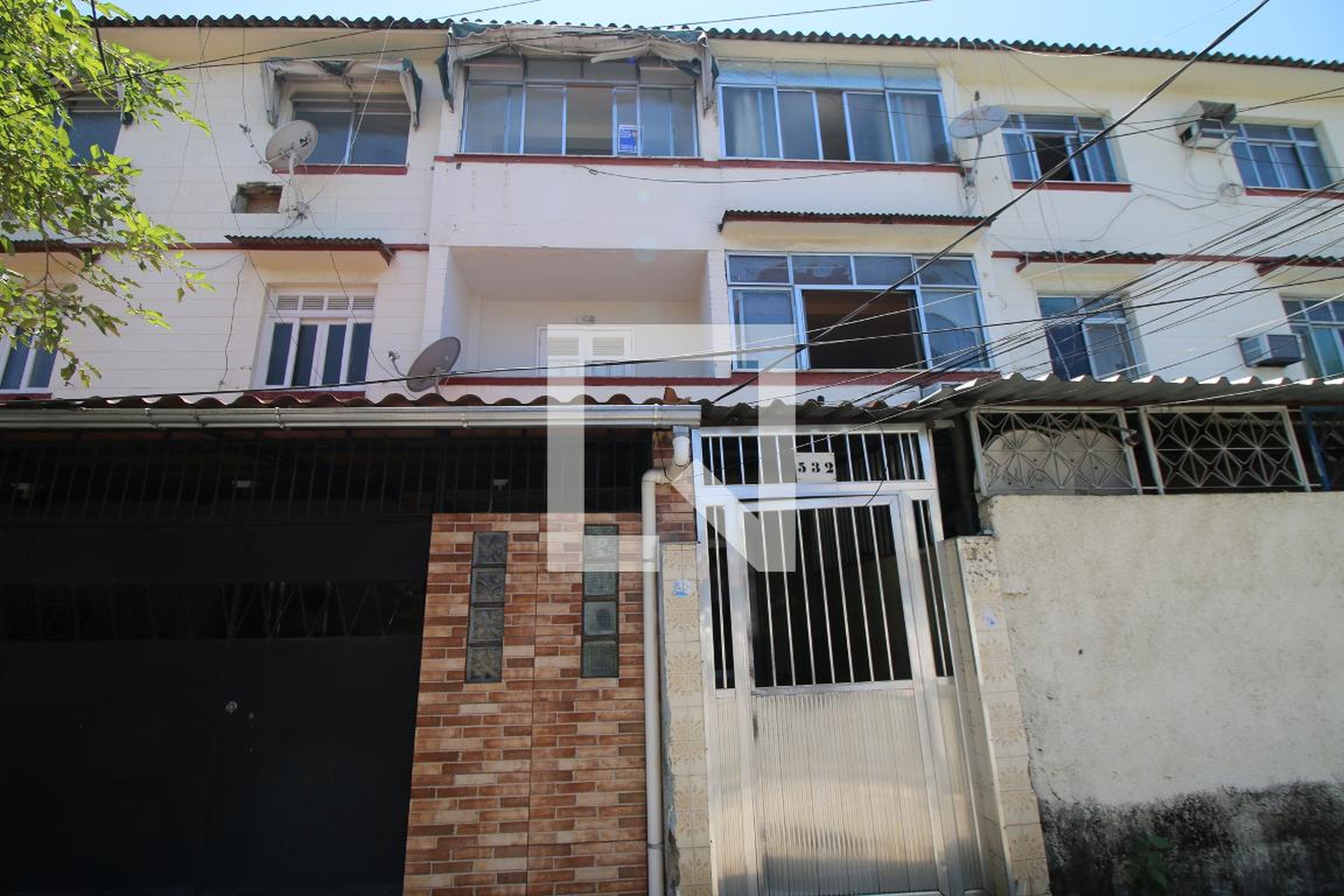 Fachada do Prédio Condomínio em Rua Canudos, 532