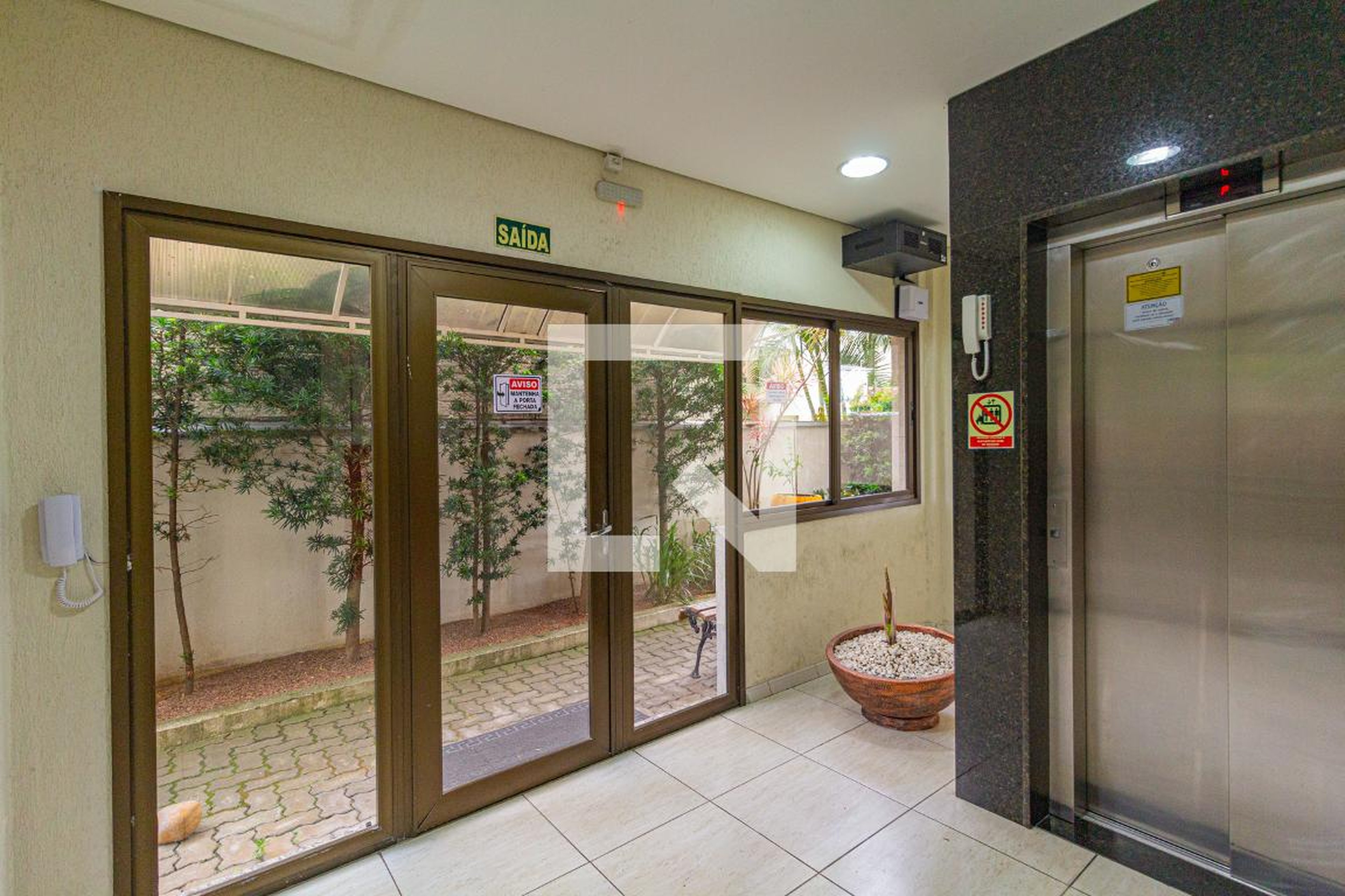 Hall de entrada - null