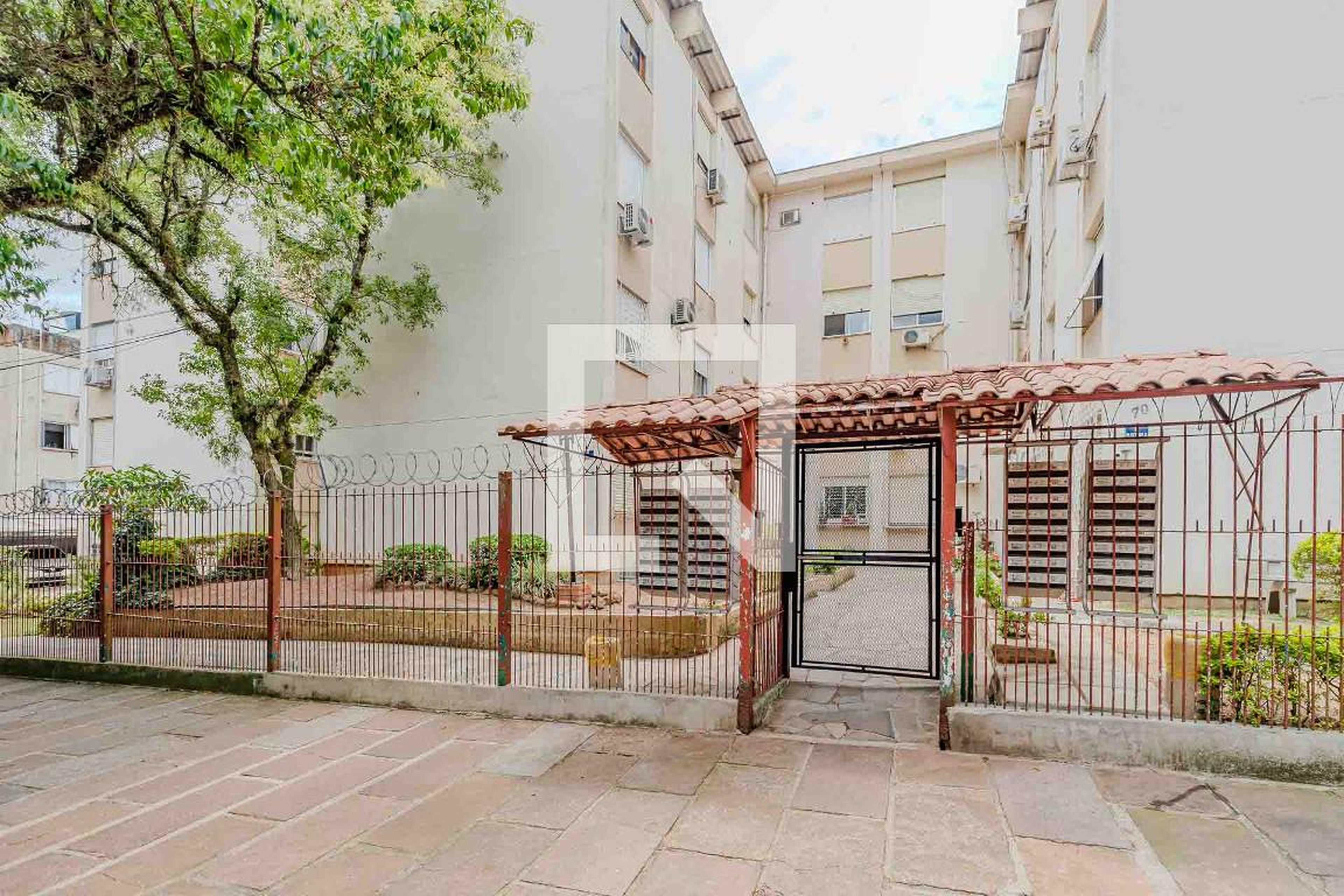 Fachada Condomínio em Rua Doutor Júlio Bocaccio, 64