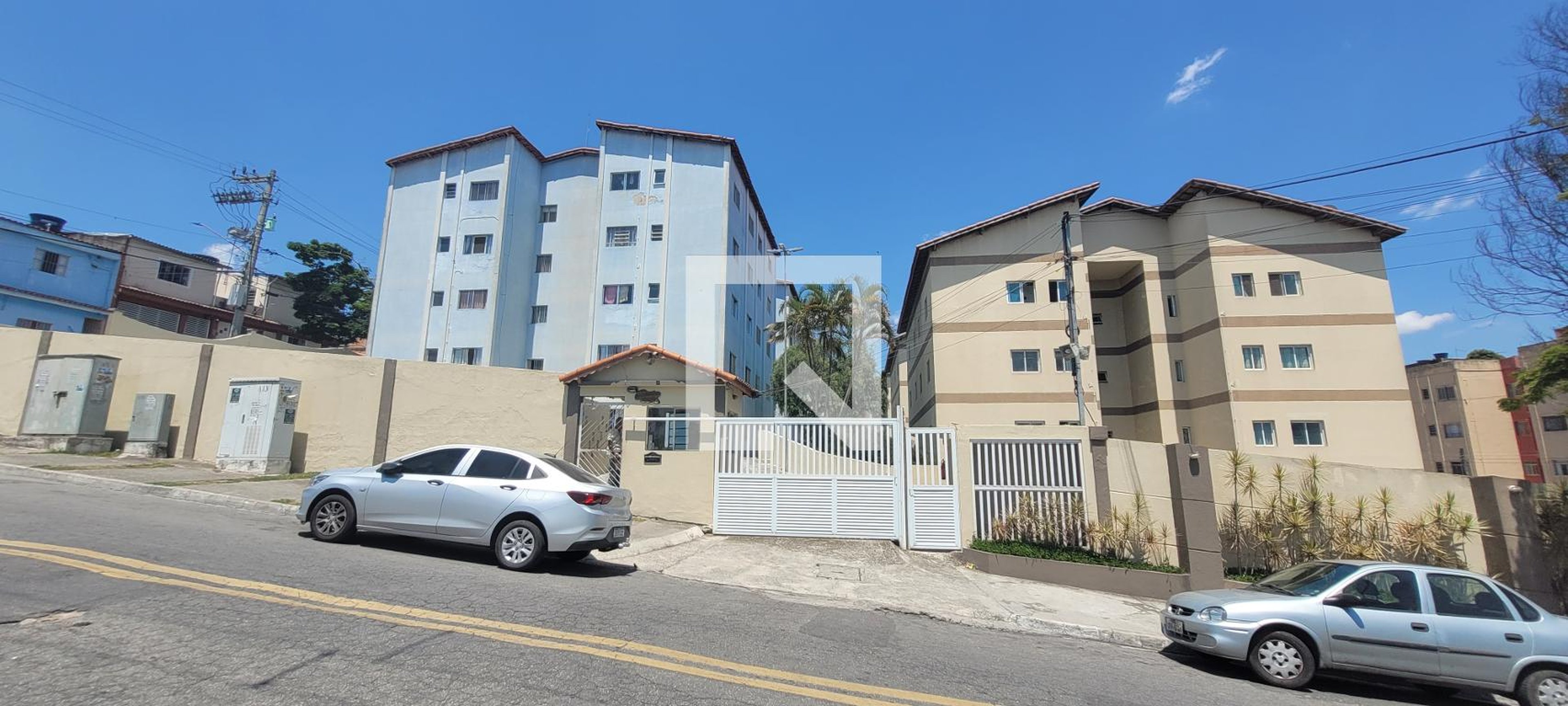 Fachada do Prédio Condomínio em Rua Piauí, 929