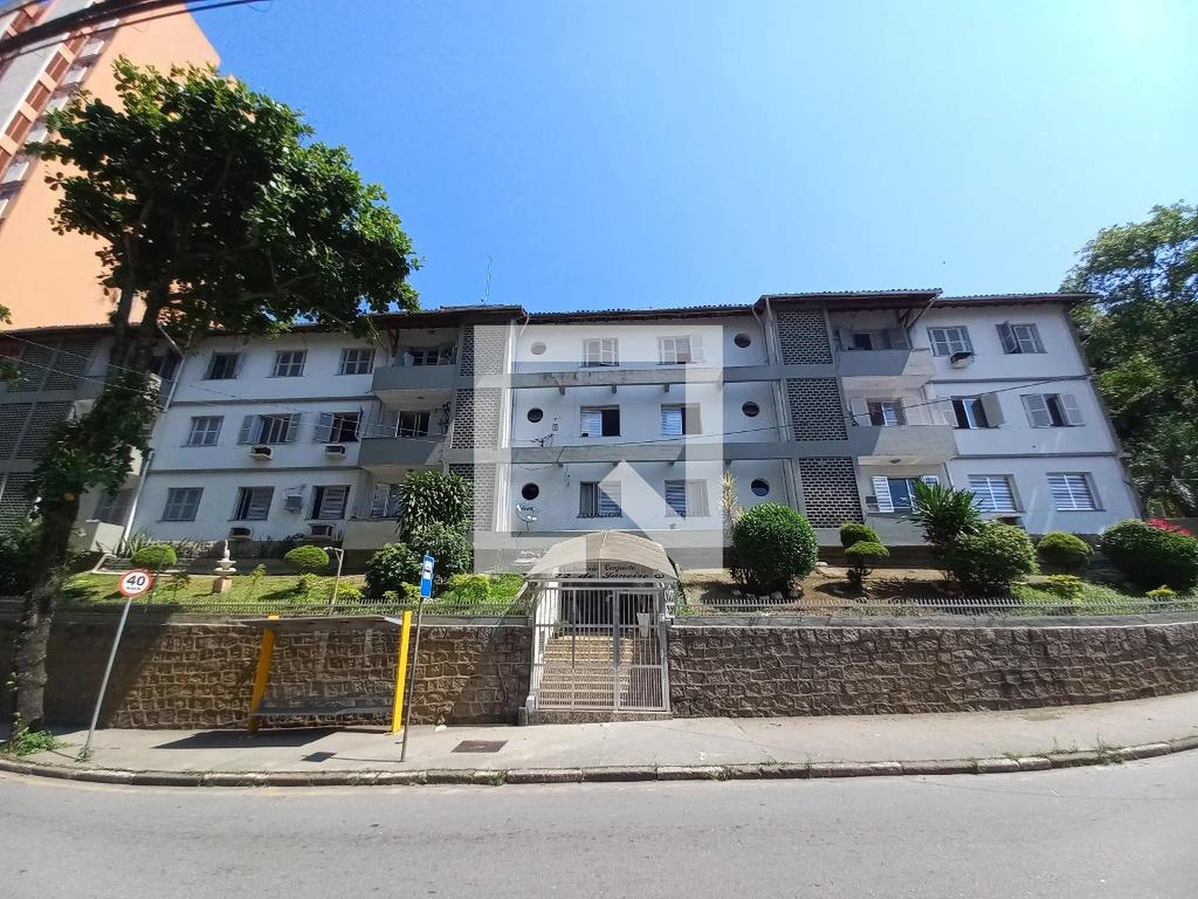 Fachada Condomínio 22 de Janeiro