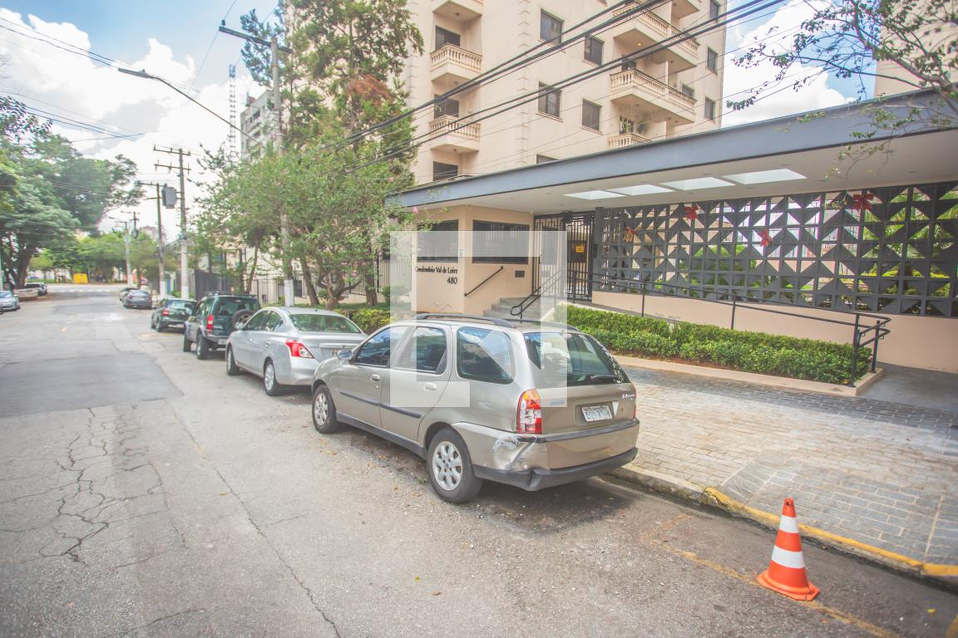 Fachada Condomínio em Rua Visconde de Inhaúma, 470