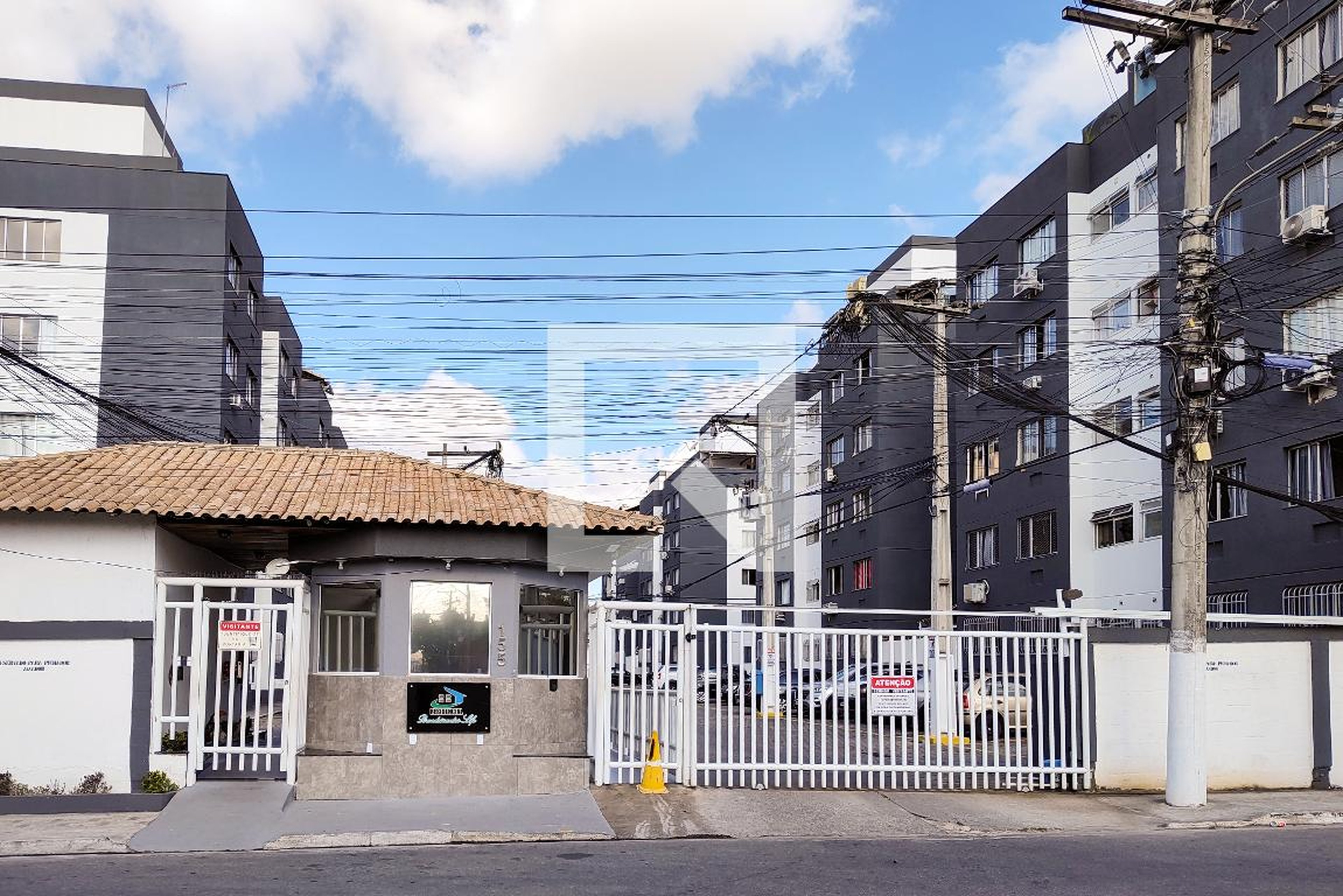 Fachada do condomínio Condomínio Bandeirantes Life