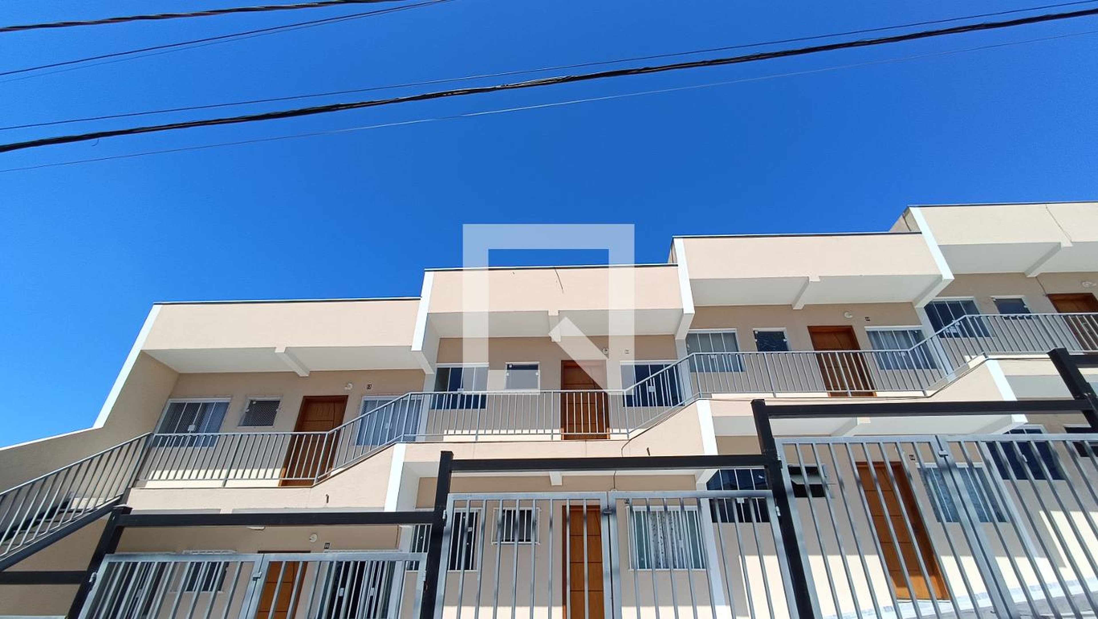 Fachada Condomínio em Rua Esperança, 571