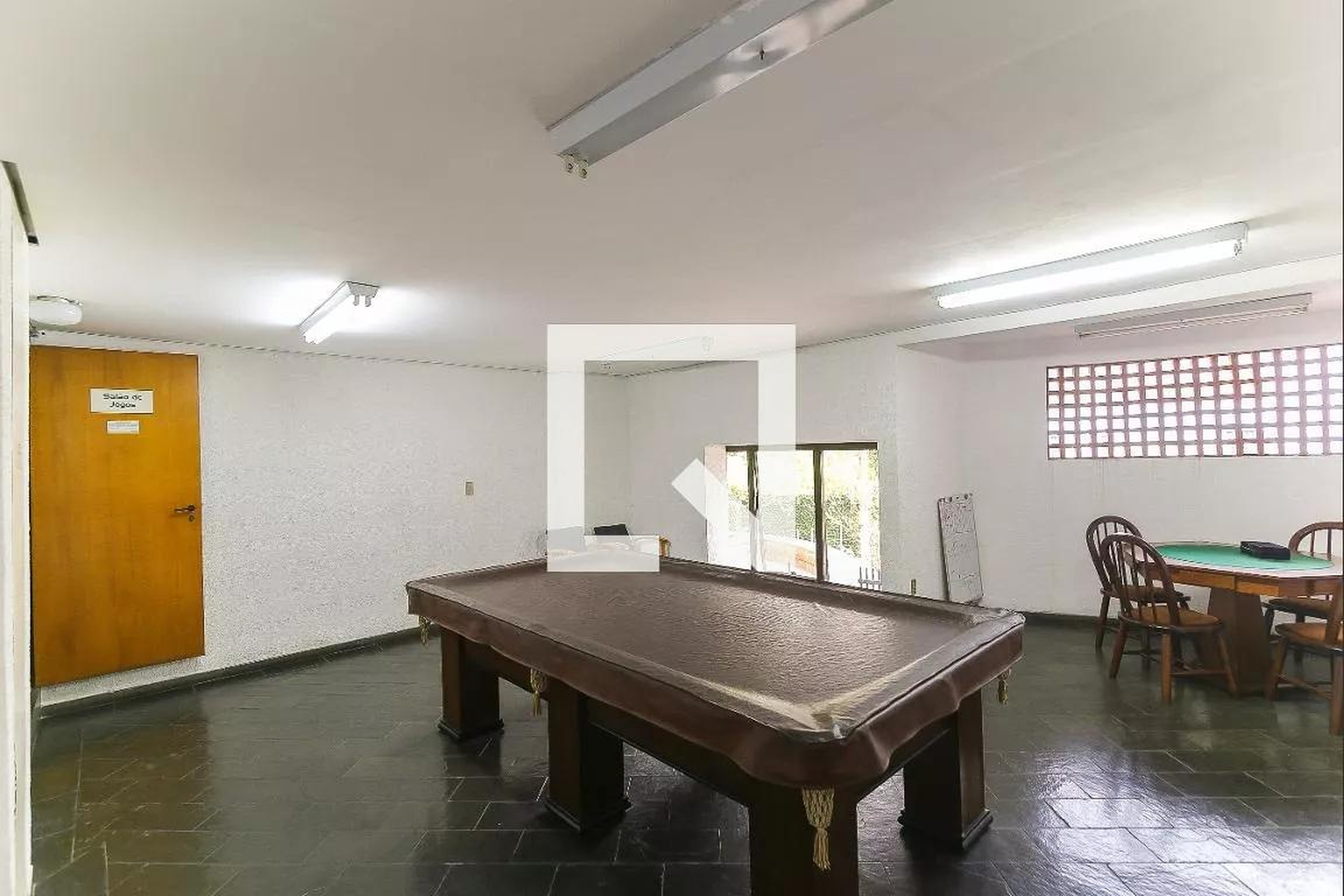 Salão de jogos - Garden Side