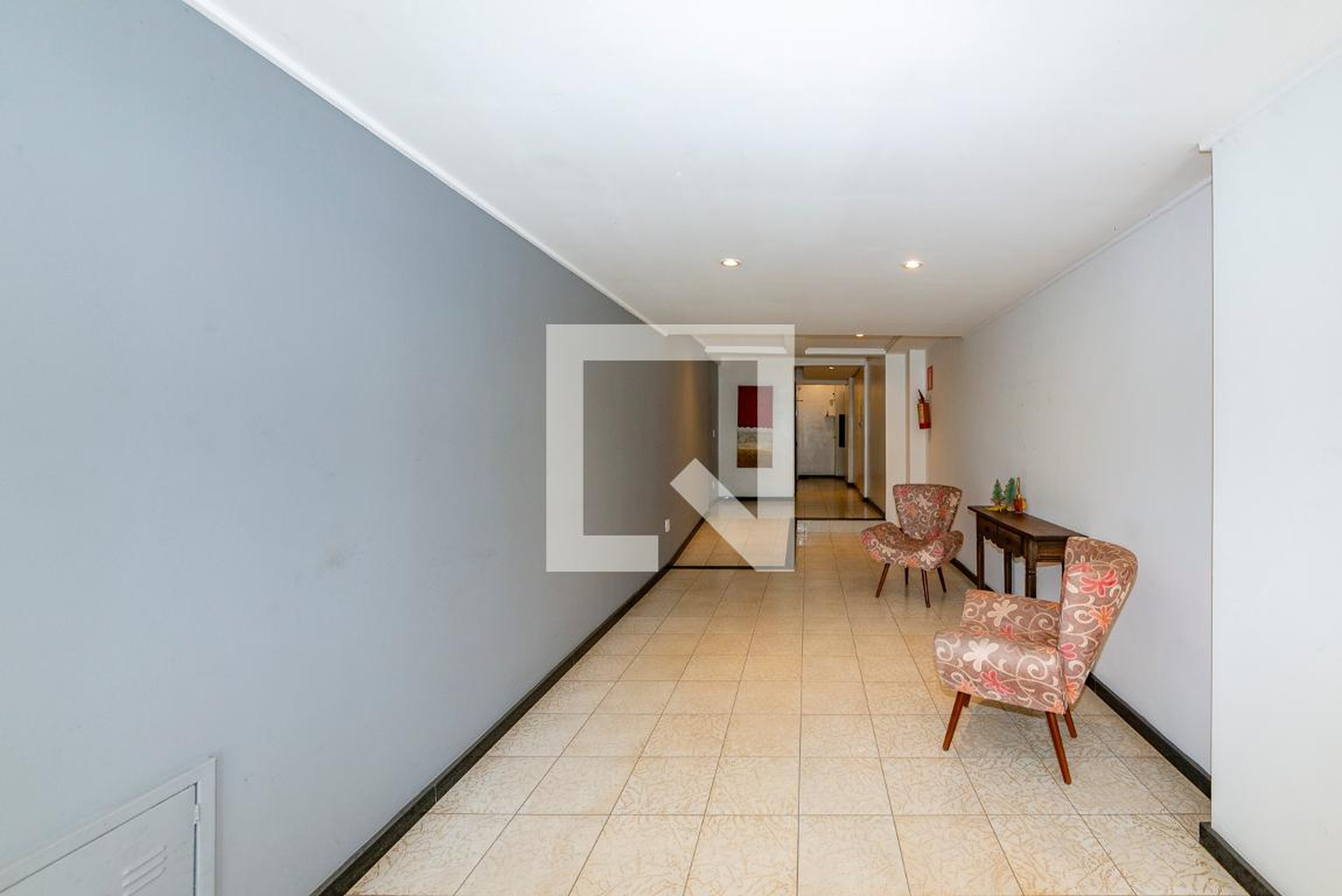 Hall de entrada Condomínio em Rua José Hemetério Andrade, 160