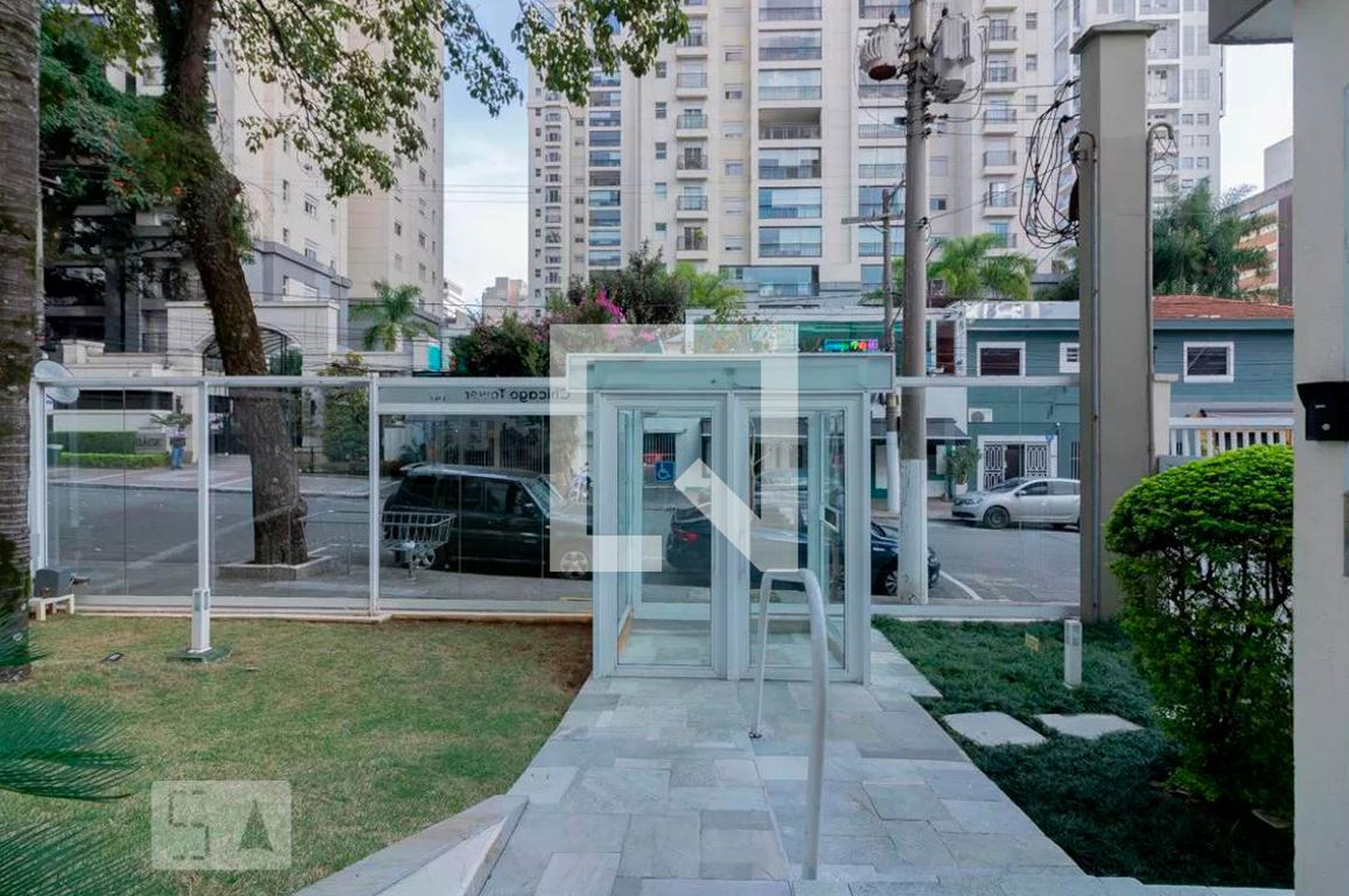 Entrada - Chicago Tower