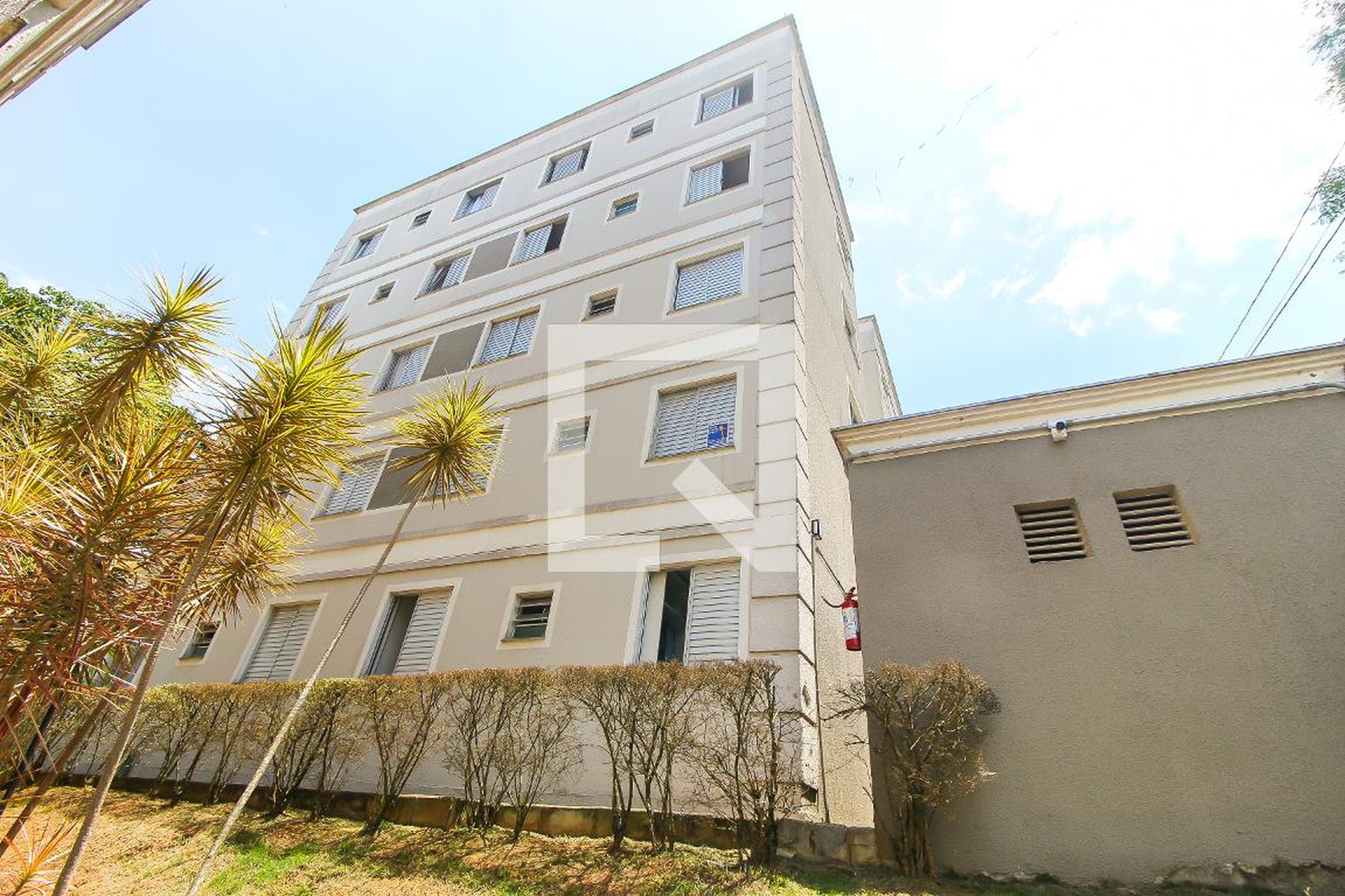 Fachada do Prédio Condomínio Saint Eduard