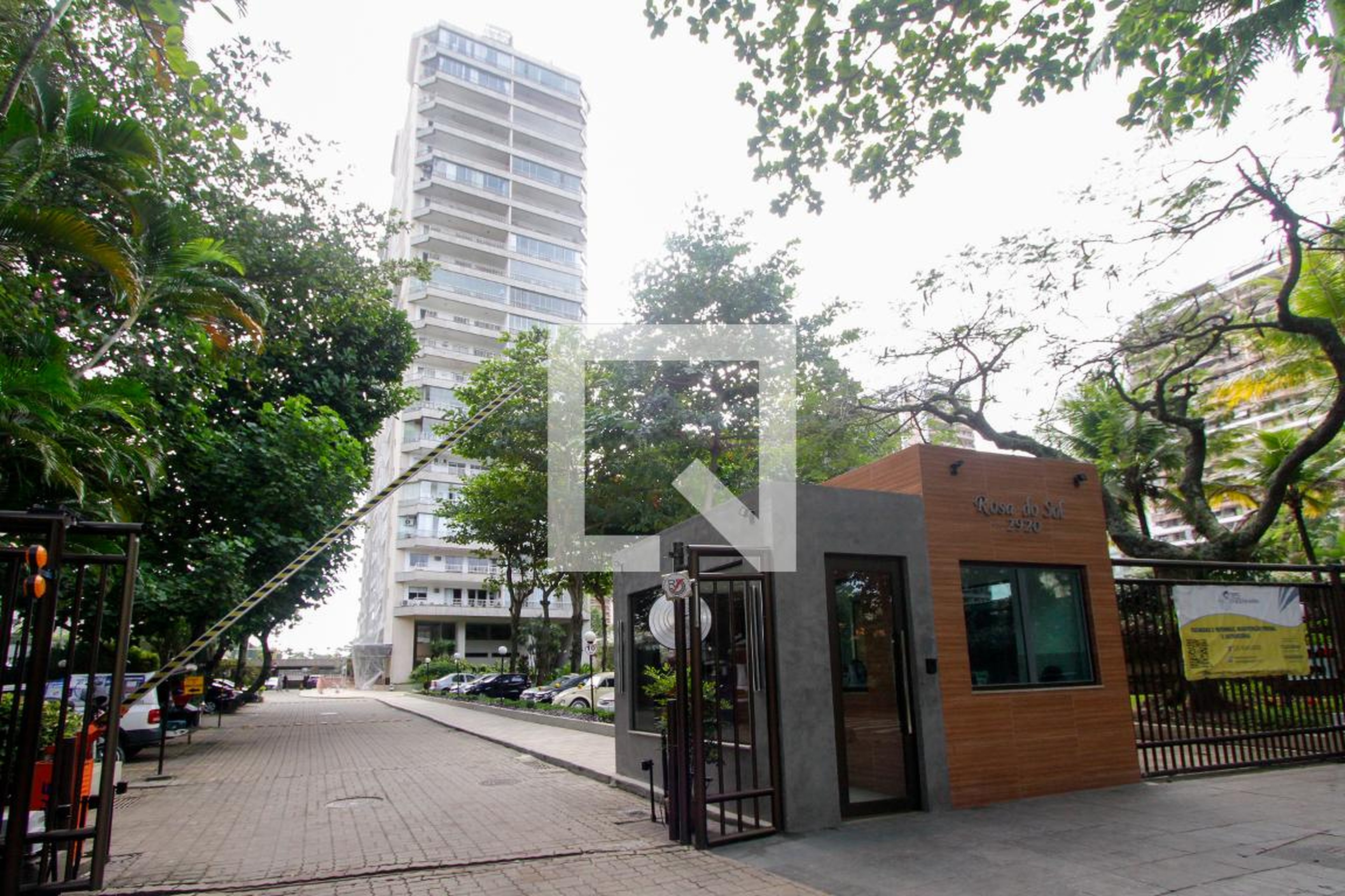 Fachada Condomínio em Avenida Prefeito Dulcídio Cardoso, 20