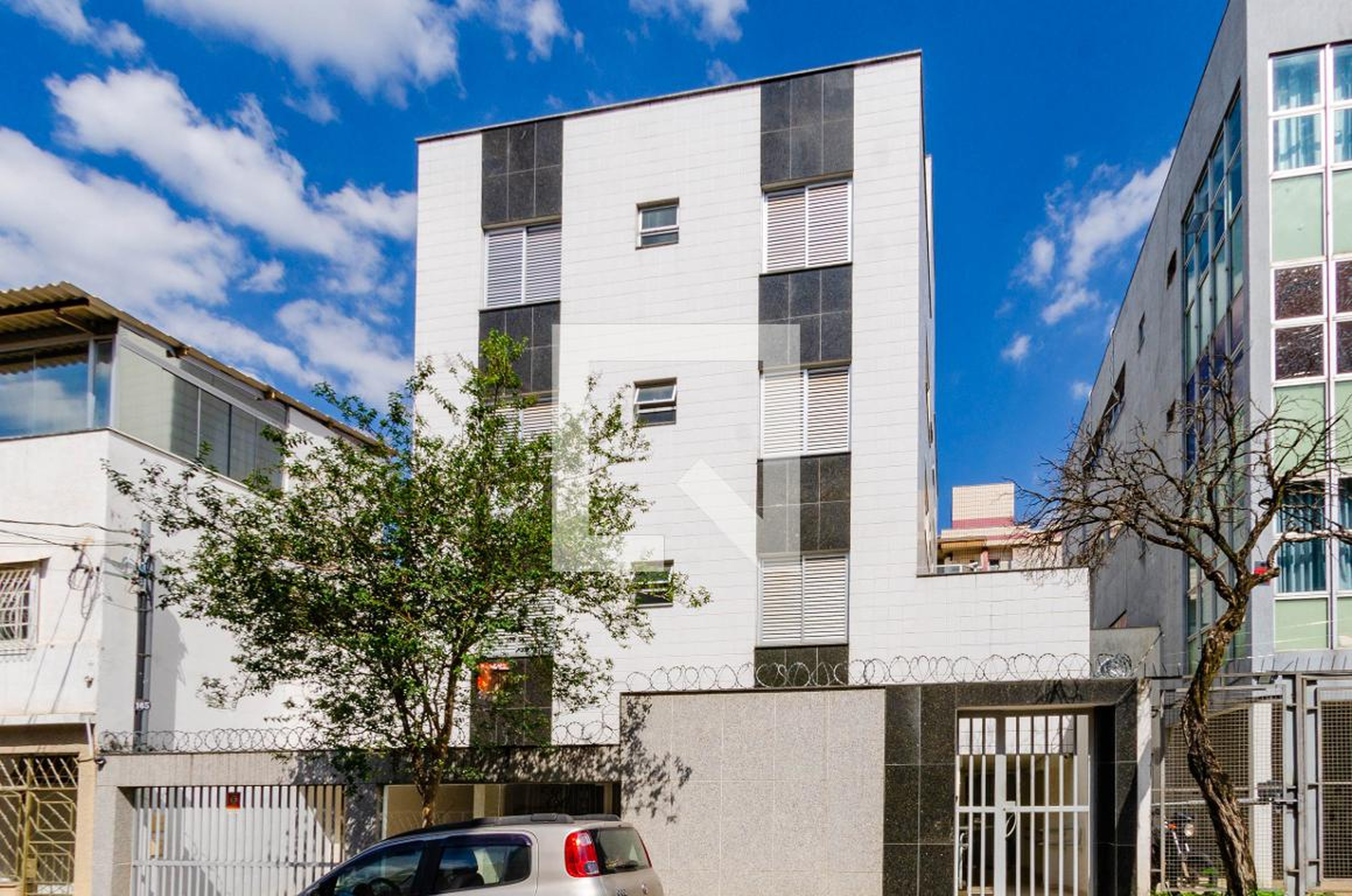 Fachada Condomínio Ed Graziele