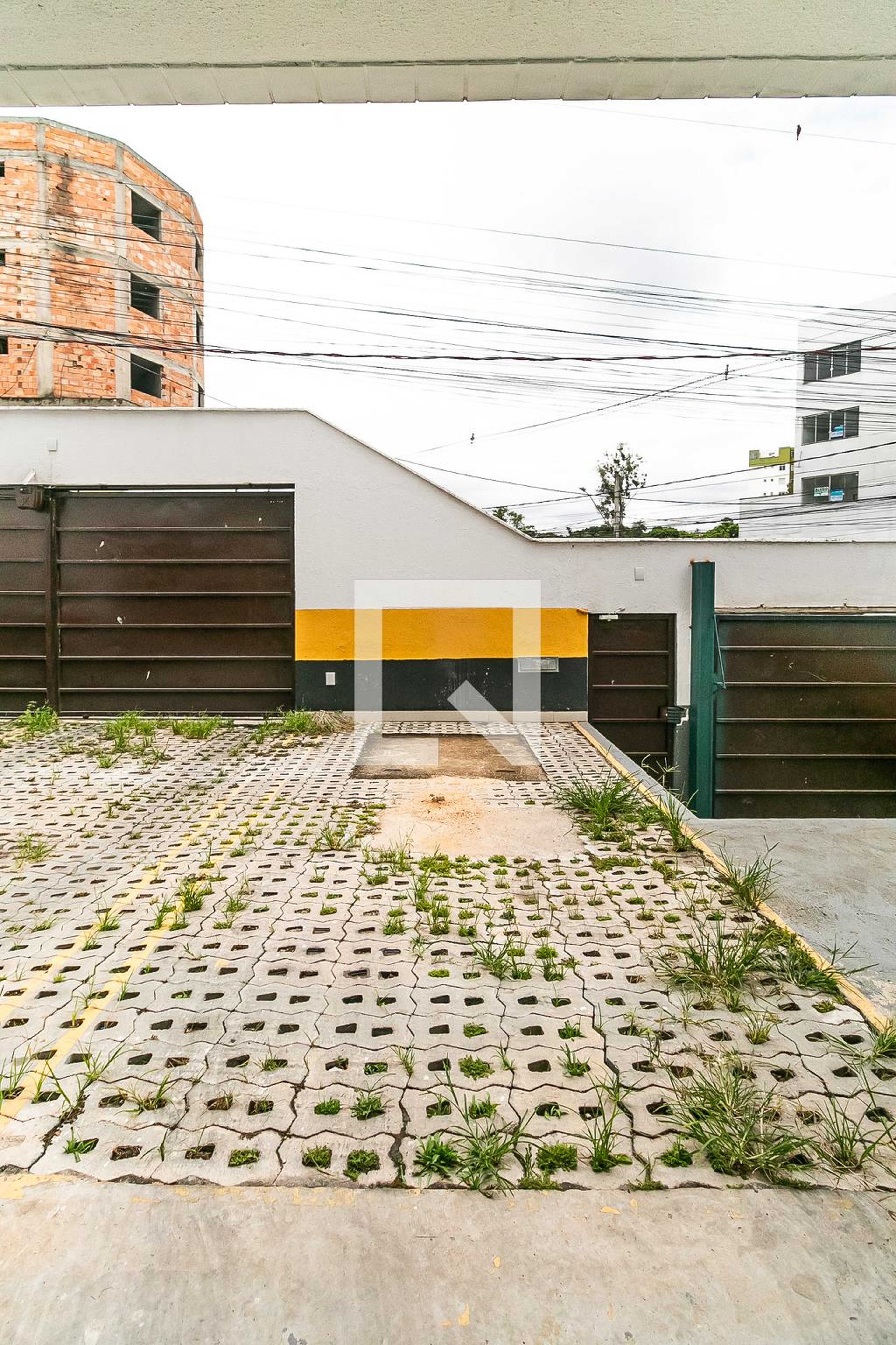 Fachada Condomínio em Rua Joaquim José Diniz, 520