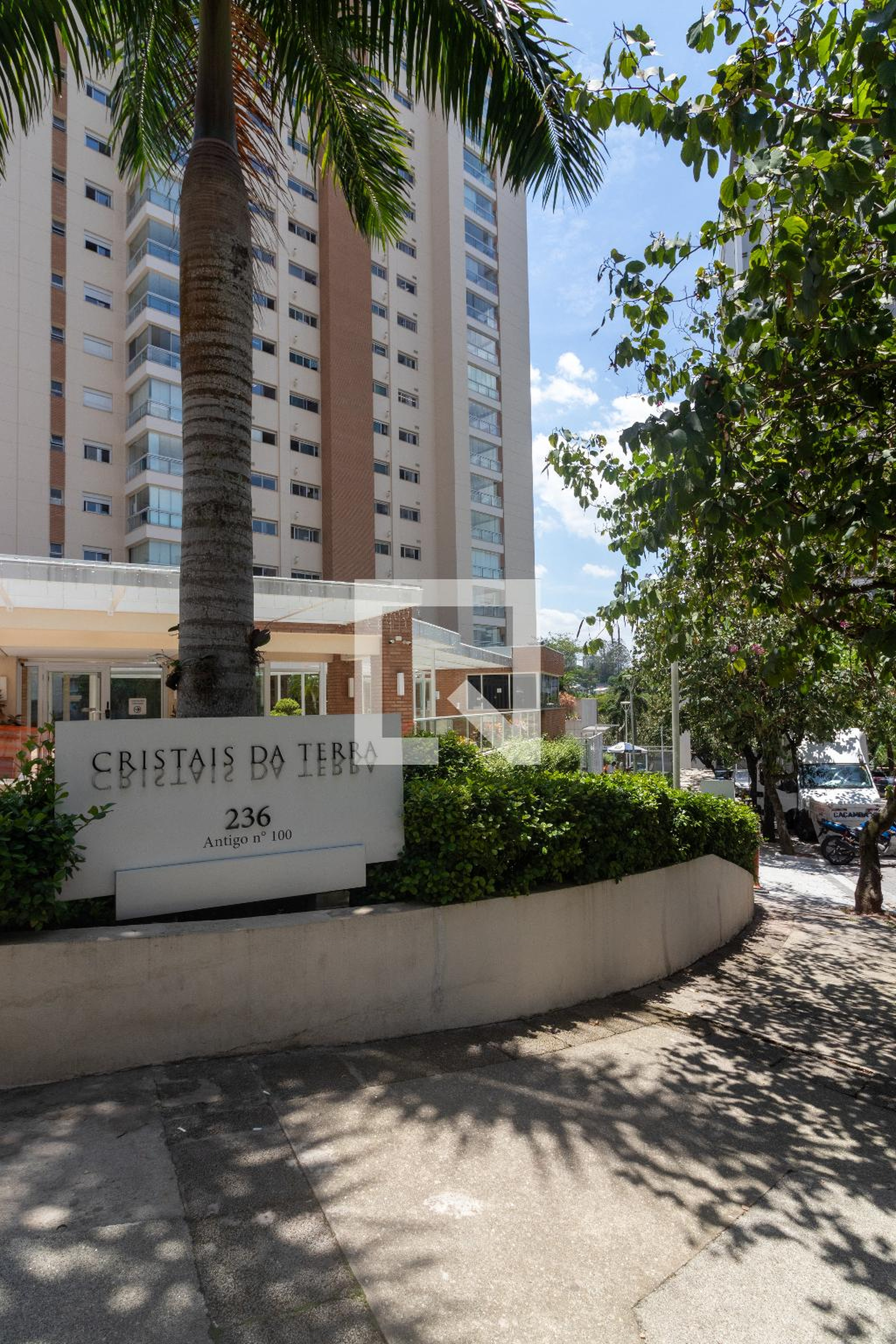 Fachada do Prédio Condomínio Cristais da Terra