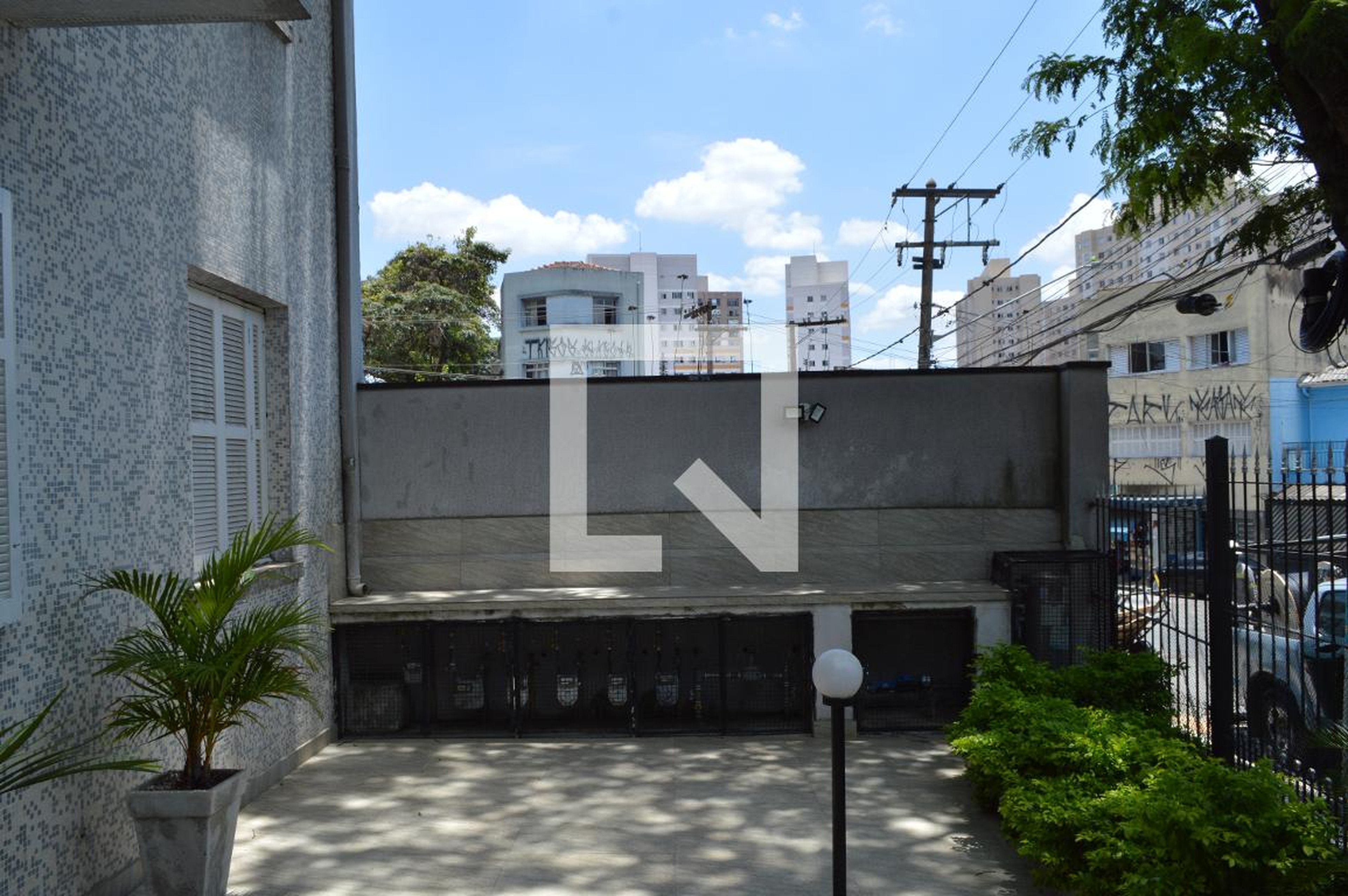 Área Externa - Edificio