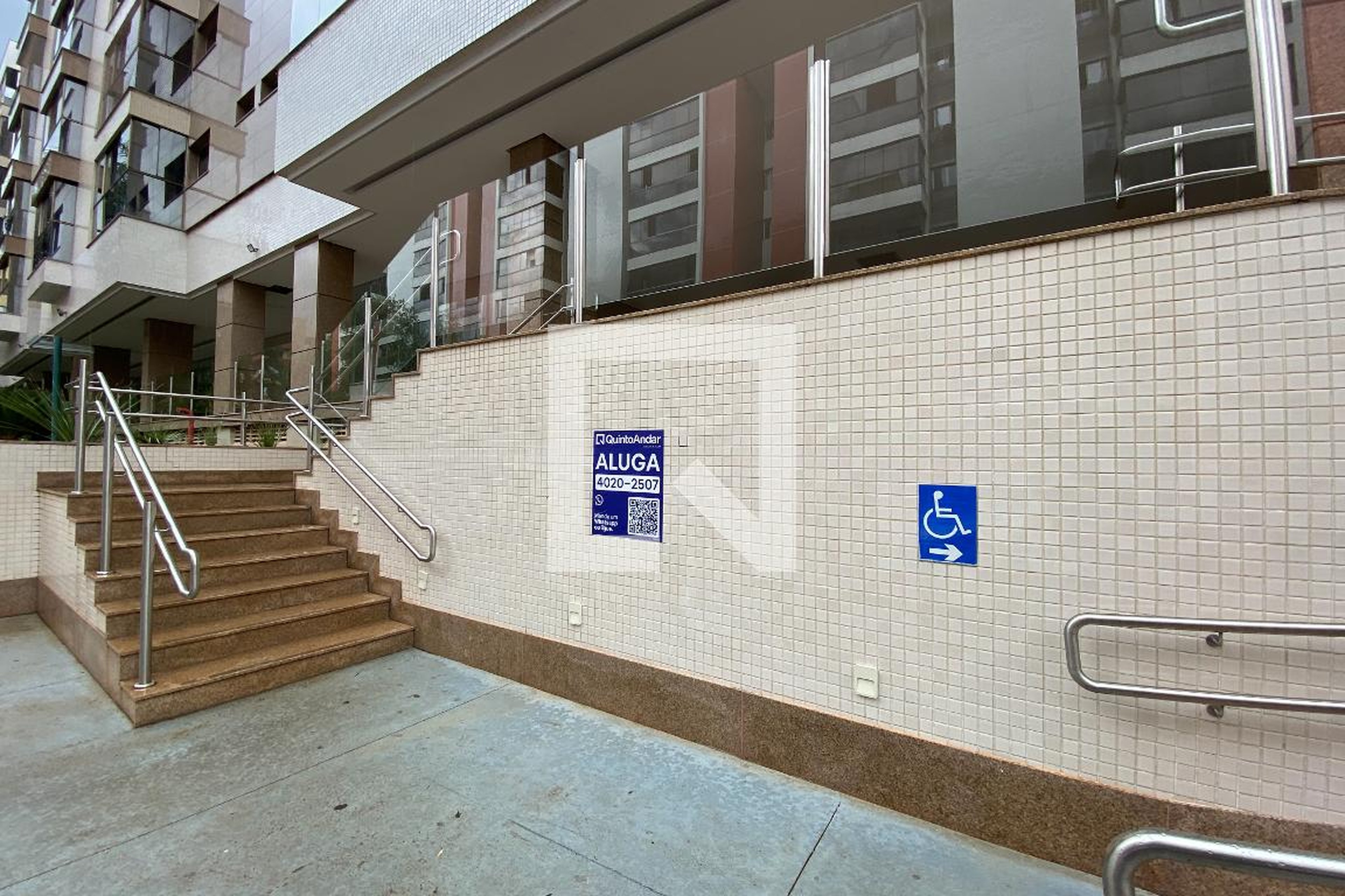 Fachada Condomínio em SQN 116 Bl. E, 107