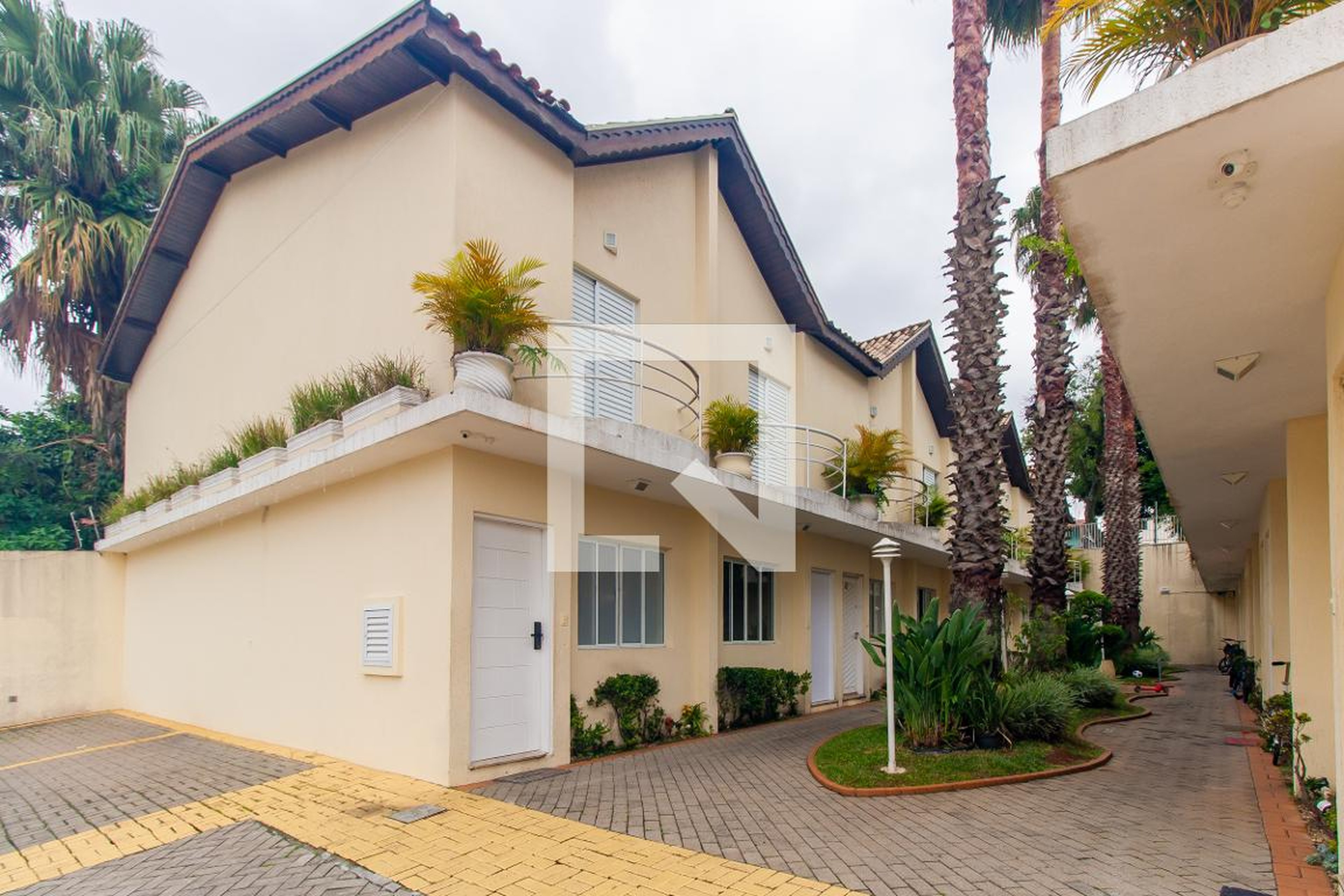 Condomínio - Village Vaieth