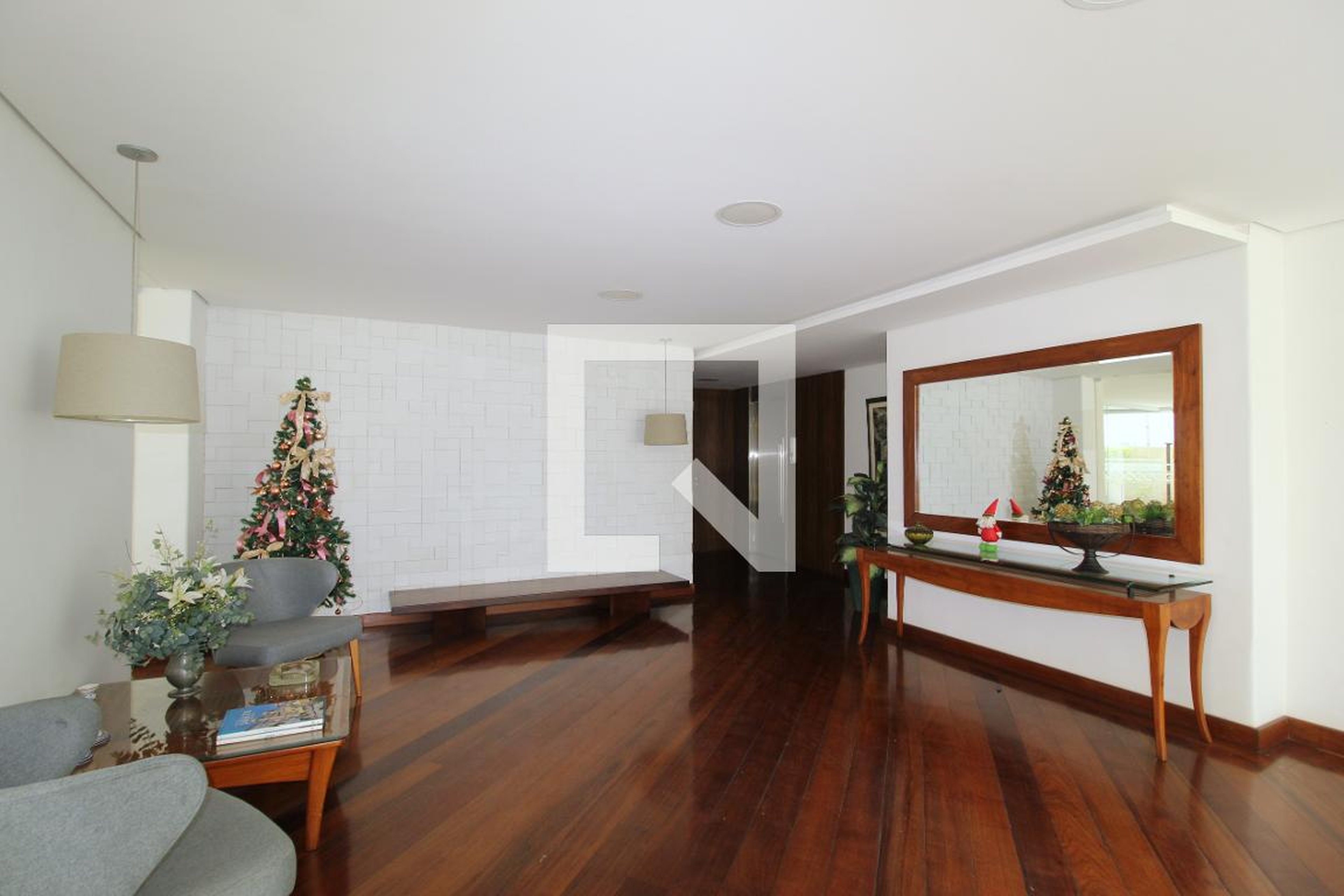 Hall Social - Maison Des Oiseaux