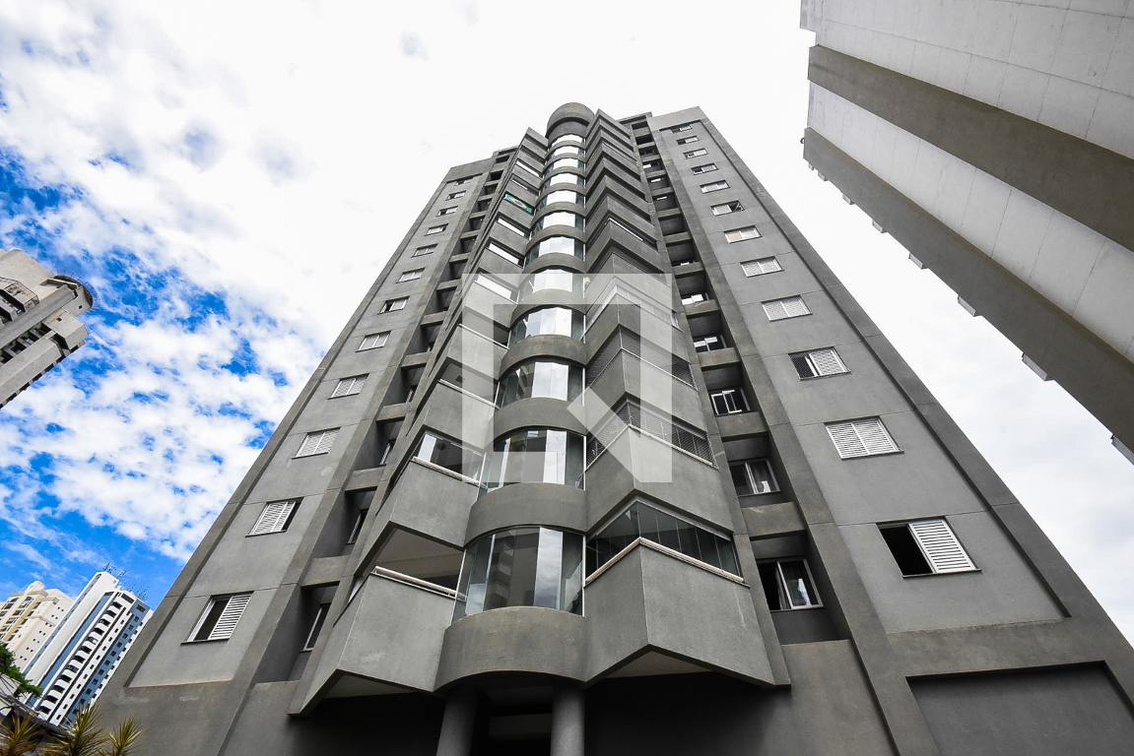 Fachada Edificio Mirage Tower