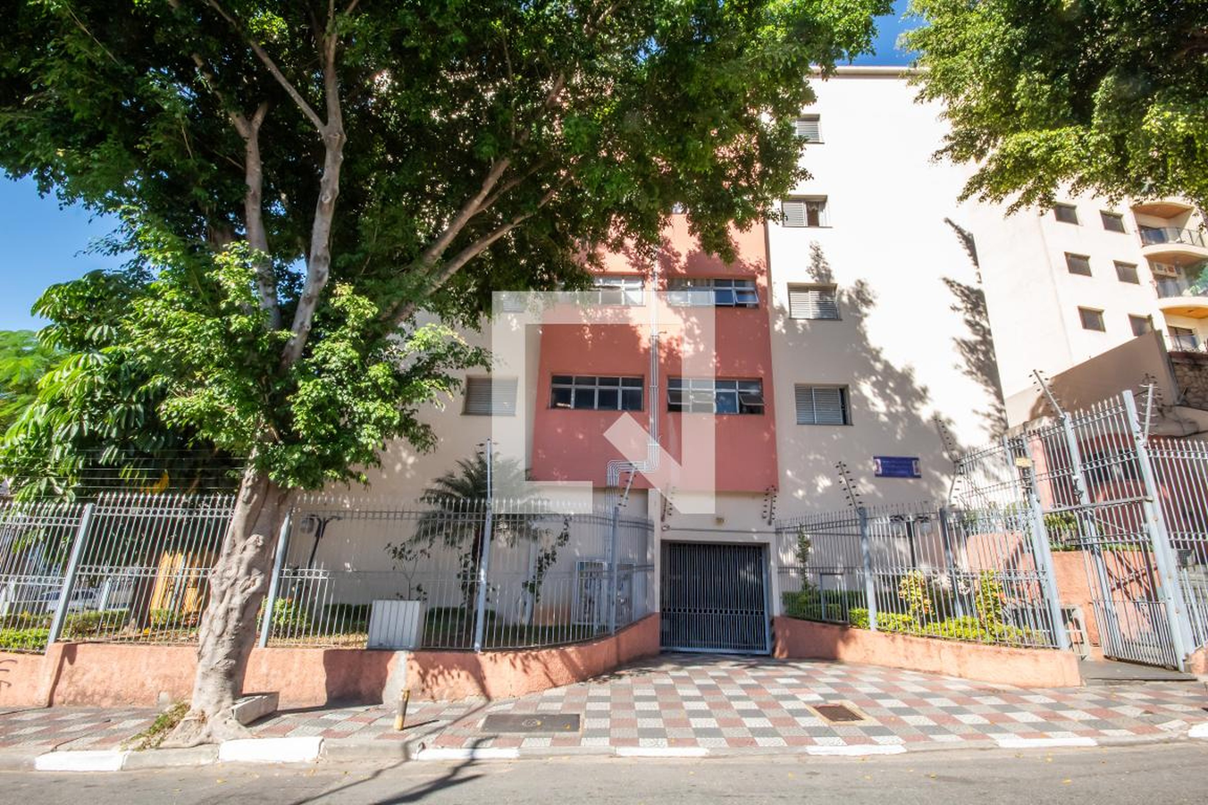 Fachada Condomínio Manuel da Silva Bica