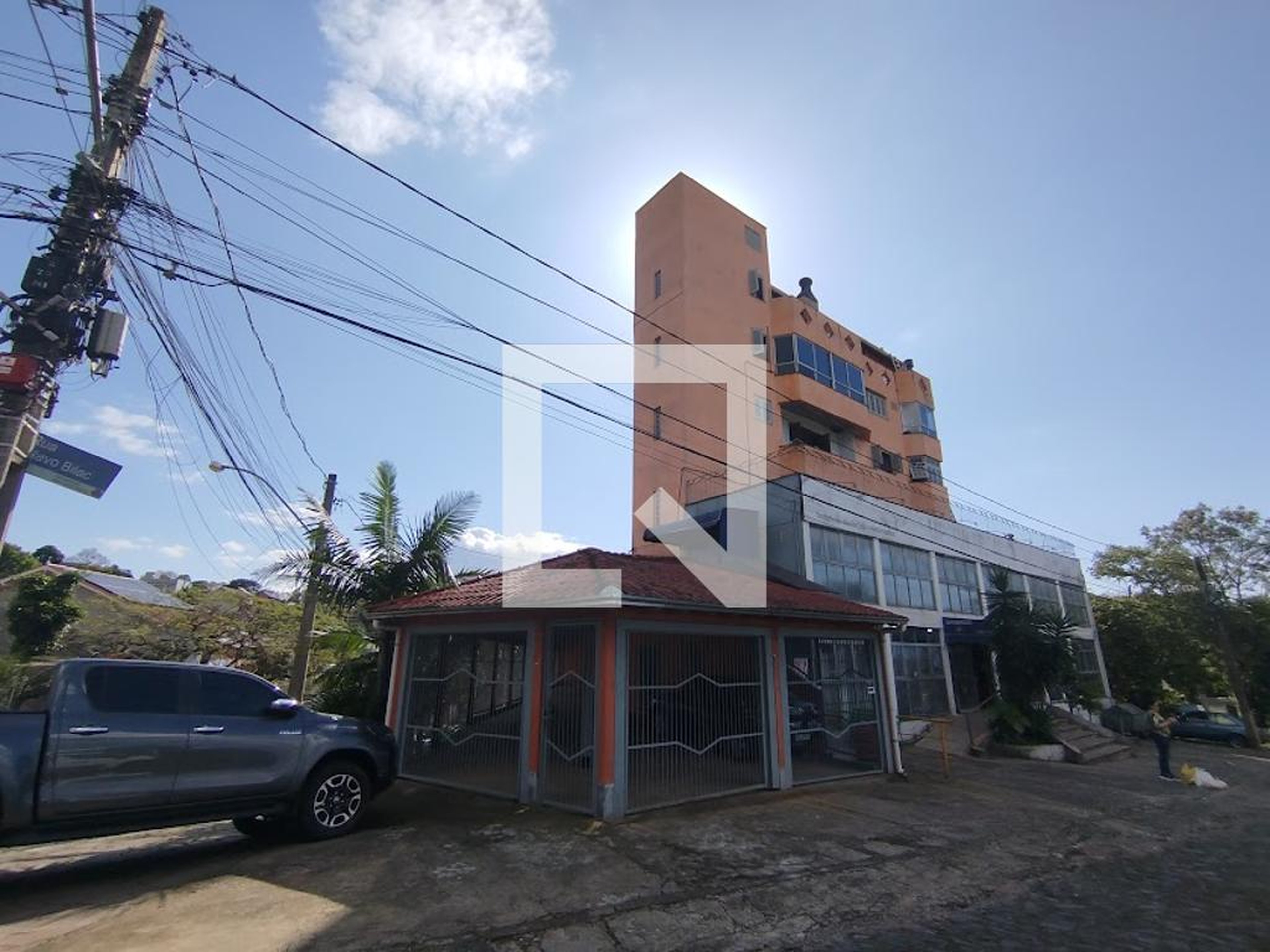 Fachada Condomínio em Rua Olávo Bilac, 637