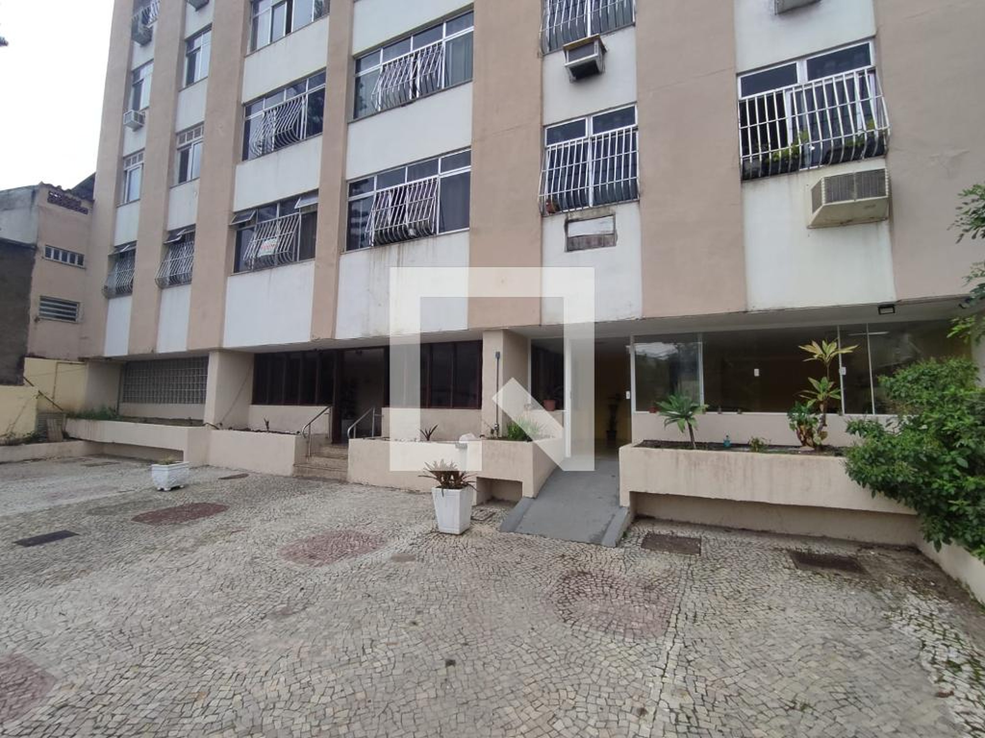 Fachada Edifício Agrostis