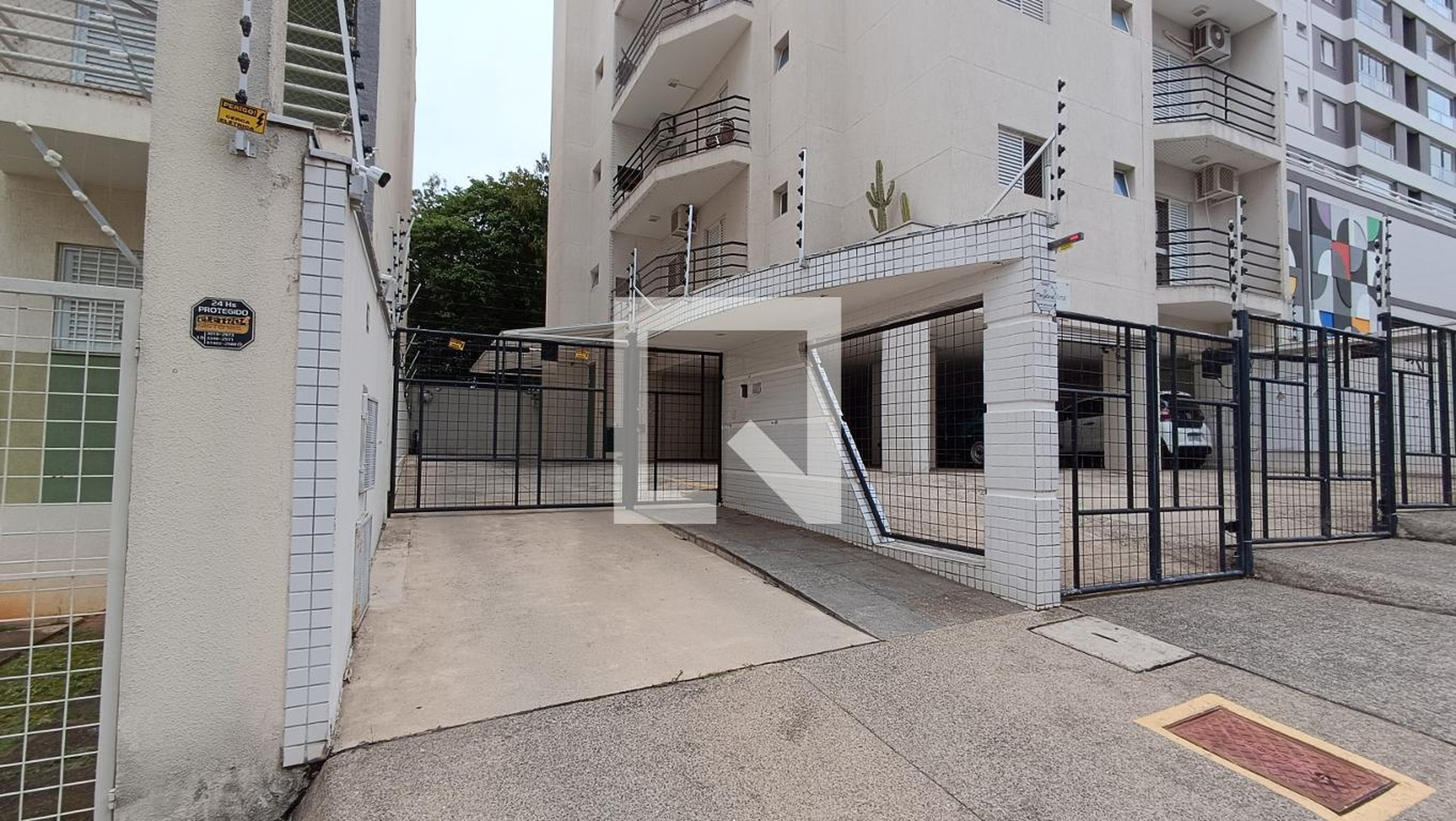 Fachada Condomínio Alto da Colina