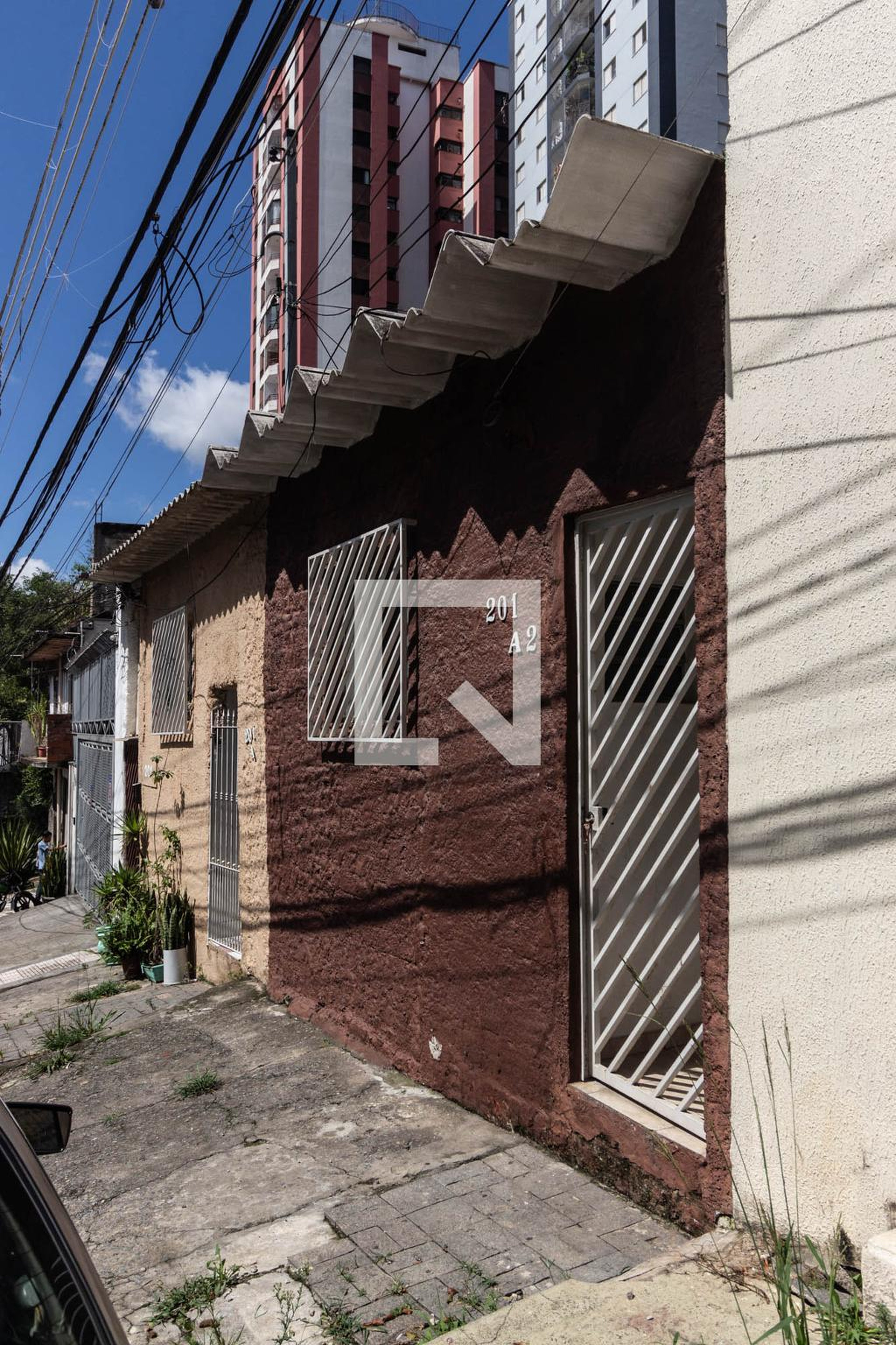 Fachada Condomínio em Praça Rafael Mendes de Carvalho, 201