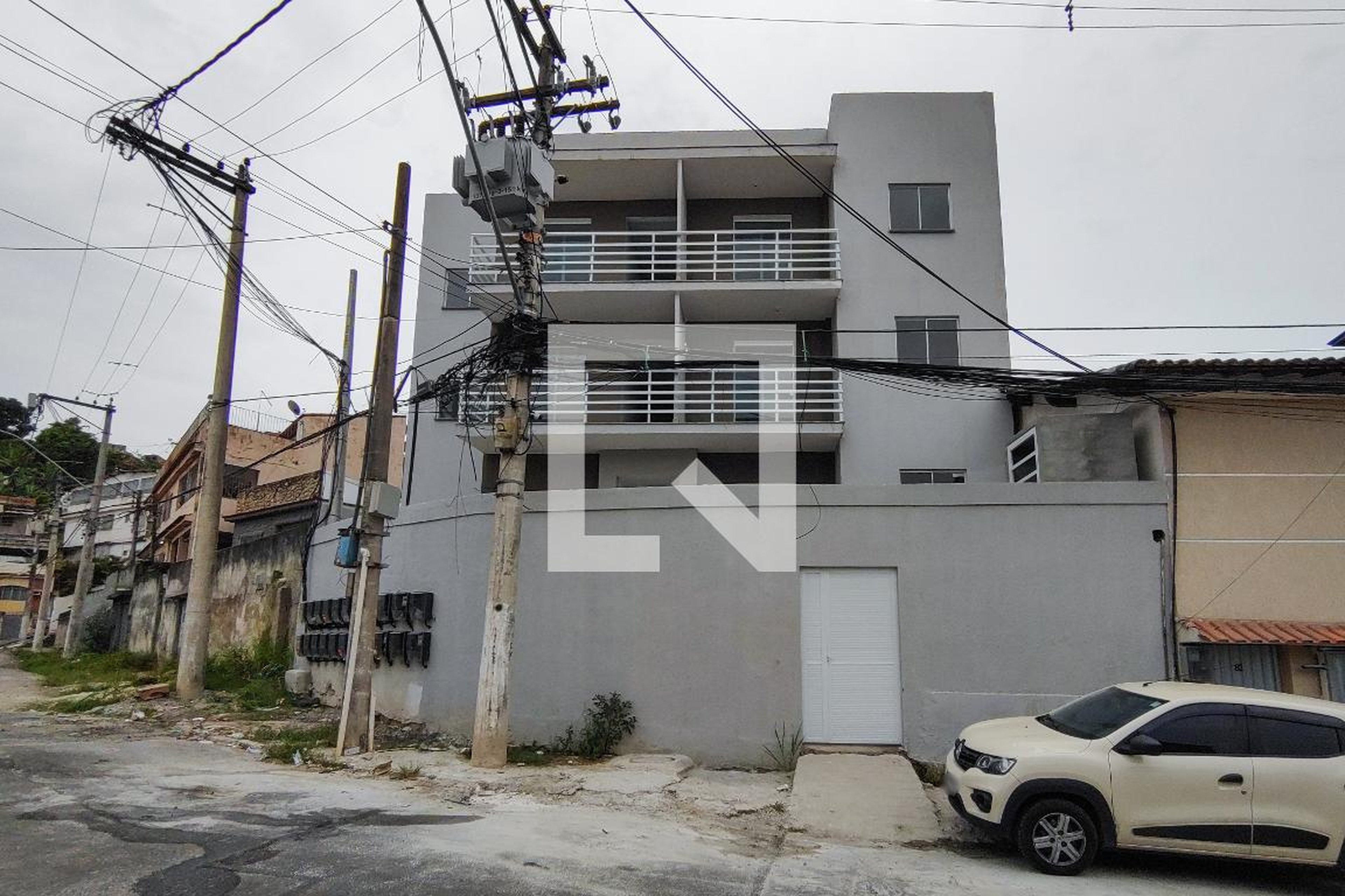 Fachada do Prédio Condomínio em Rua Álvaro Esteves, 138