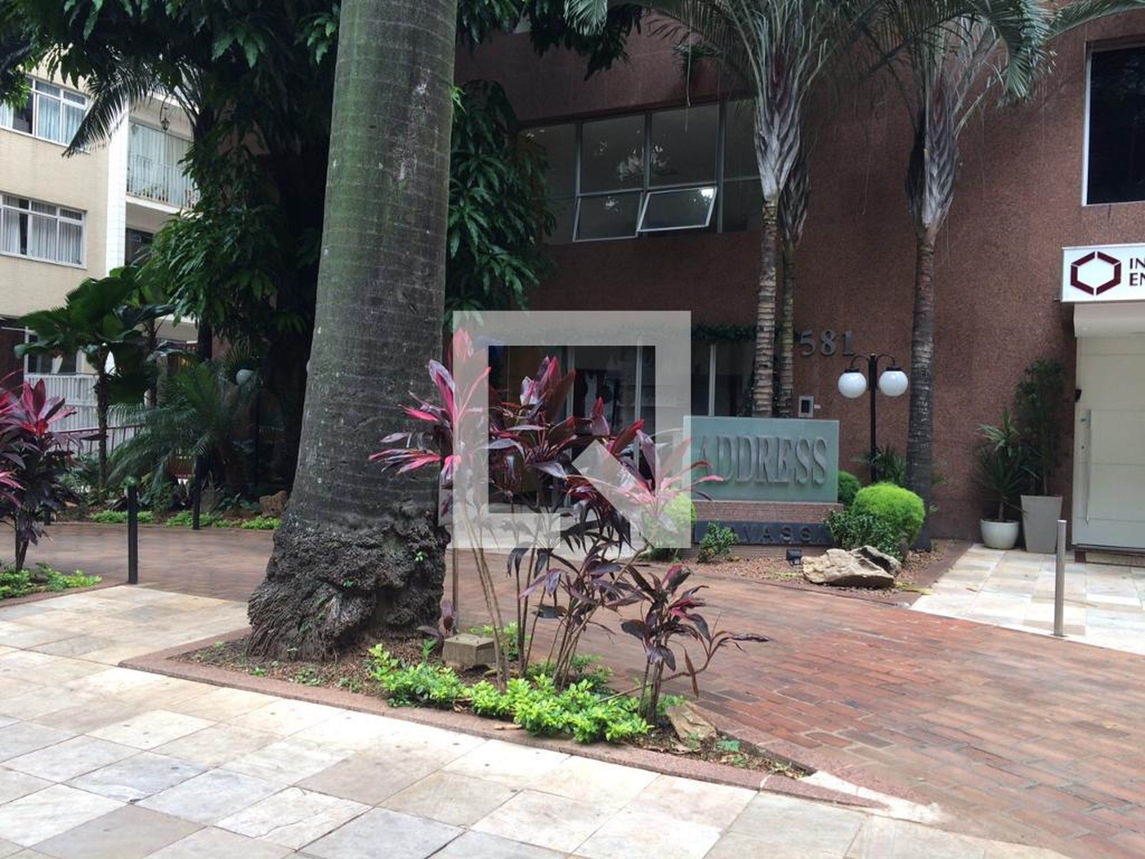 Fachada Condomínio em Rua Alagoas, 518