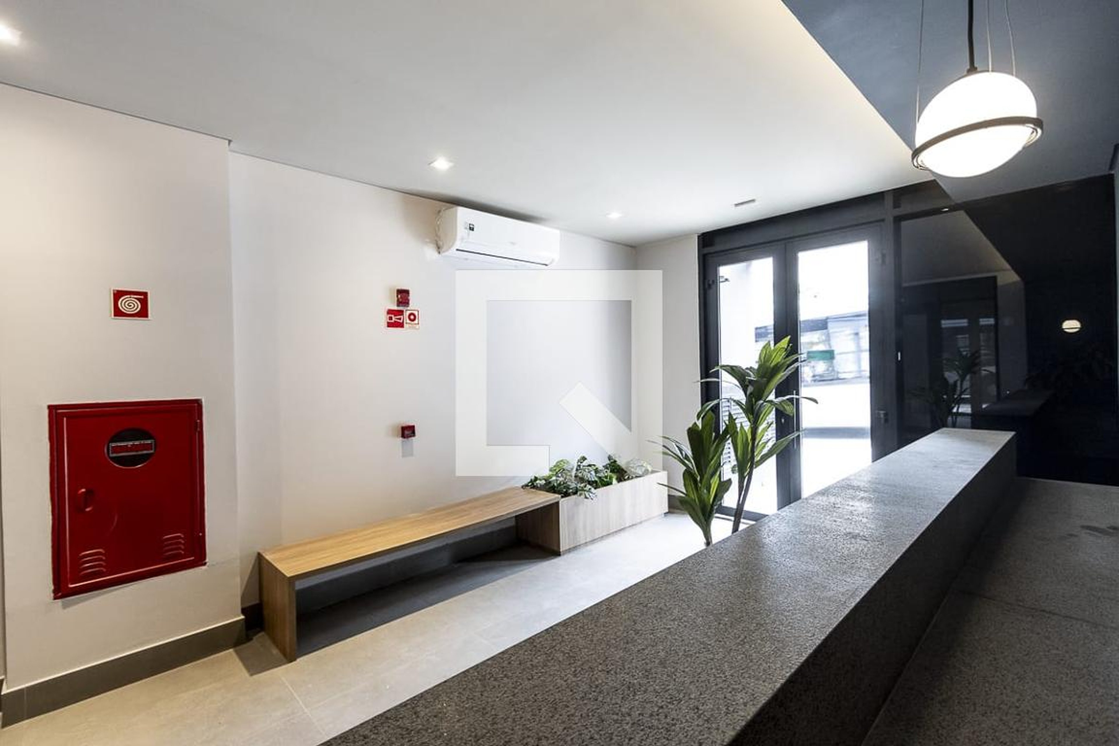 Hall - W/L Vila Romana Studios