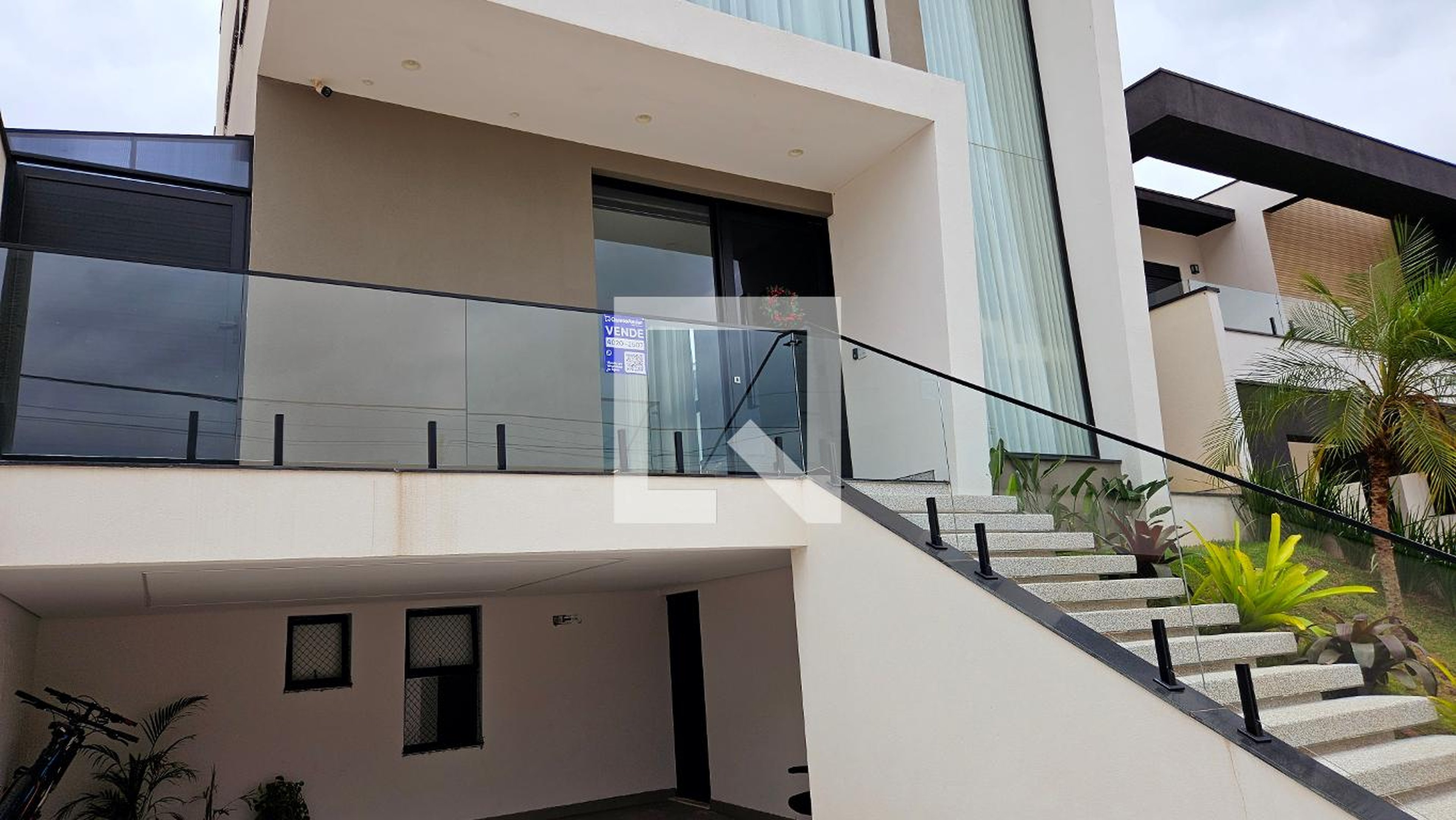 Fachada Condomínio em Rua Raimundo Fermino, 85