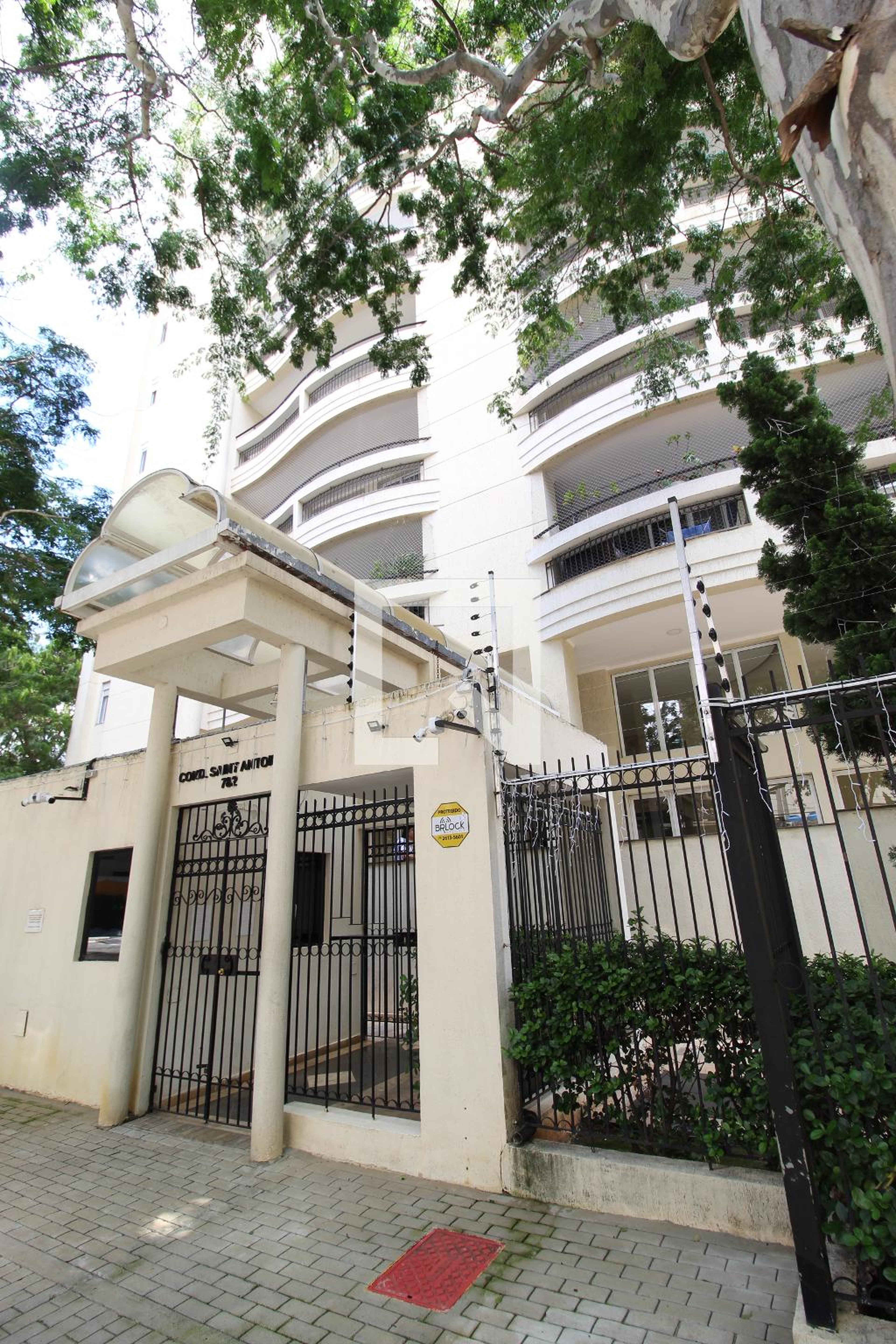 Fachada do Prédio Condomínio Saint Antonie Moema