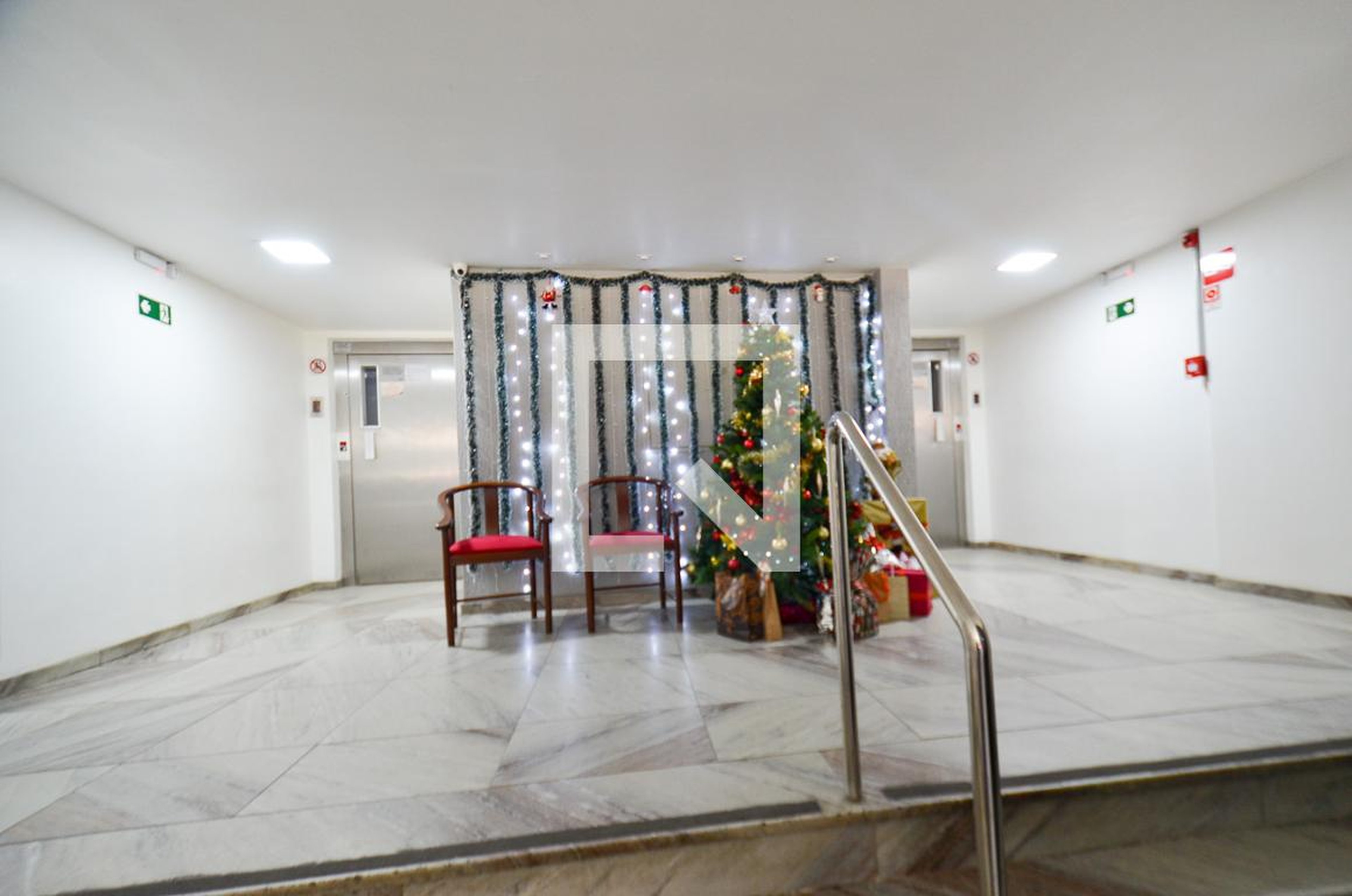 Hall de entrada - Edifício Daura Quintão