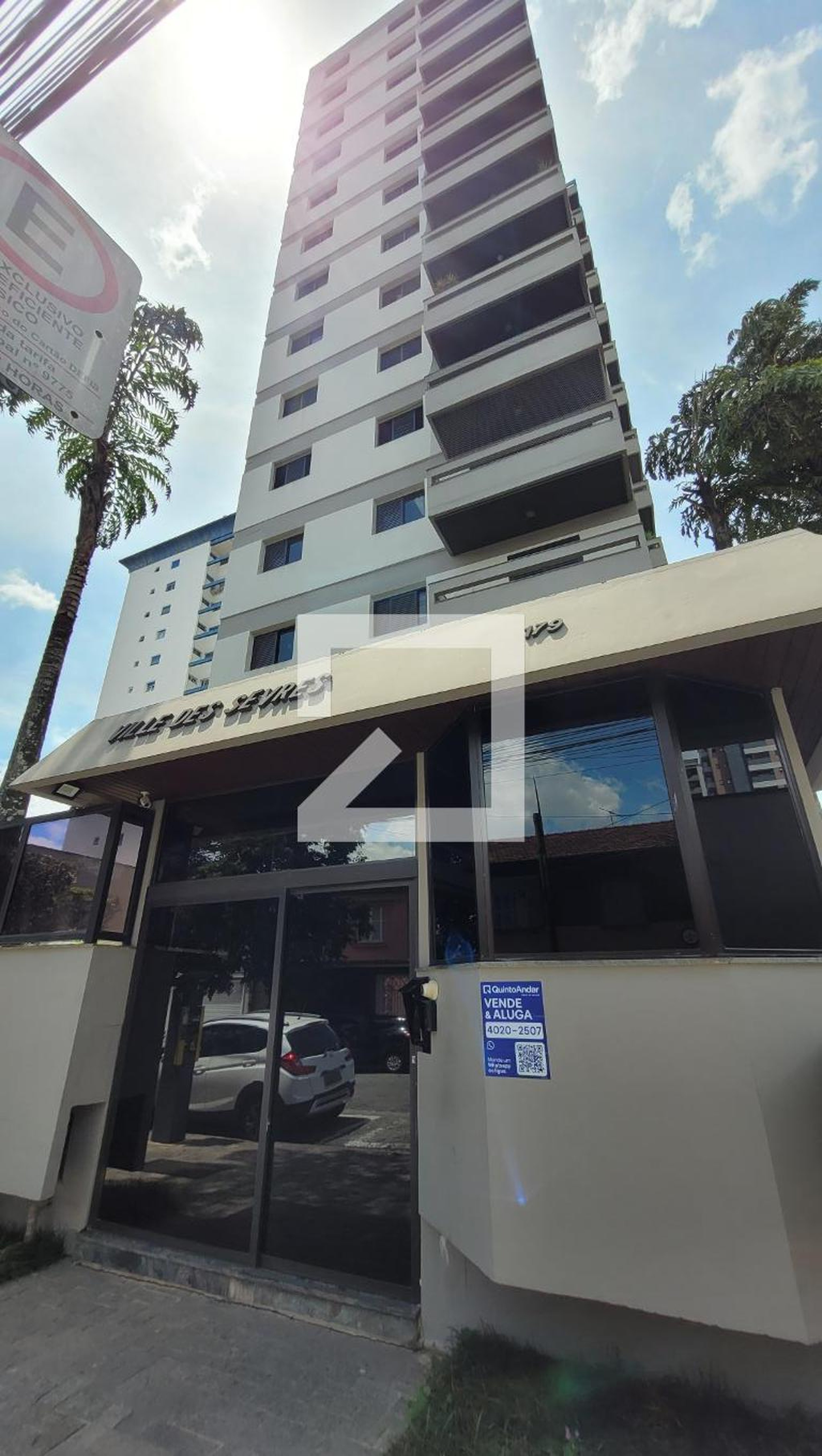 Fachada Condomínio Ville Des Sevres