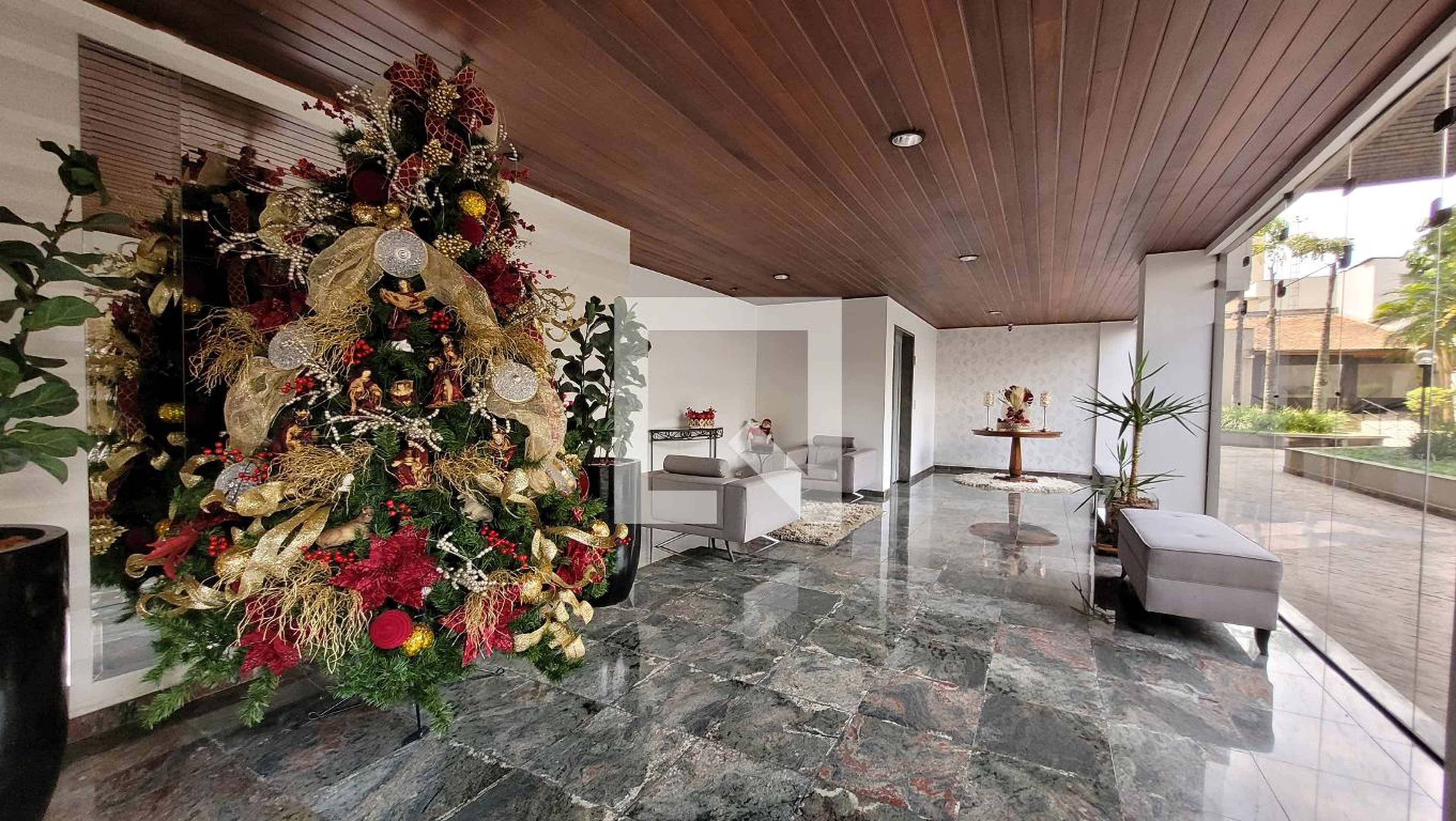 Hall de entrada - Ville Des Sevres