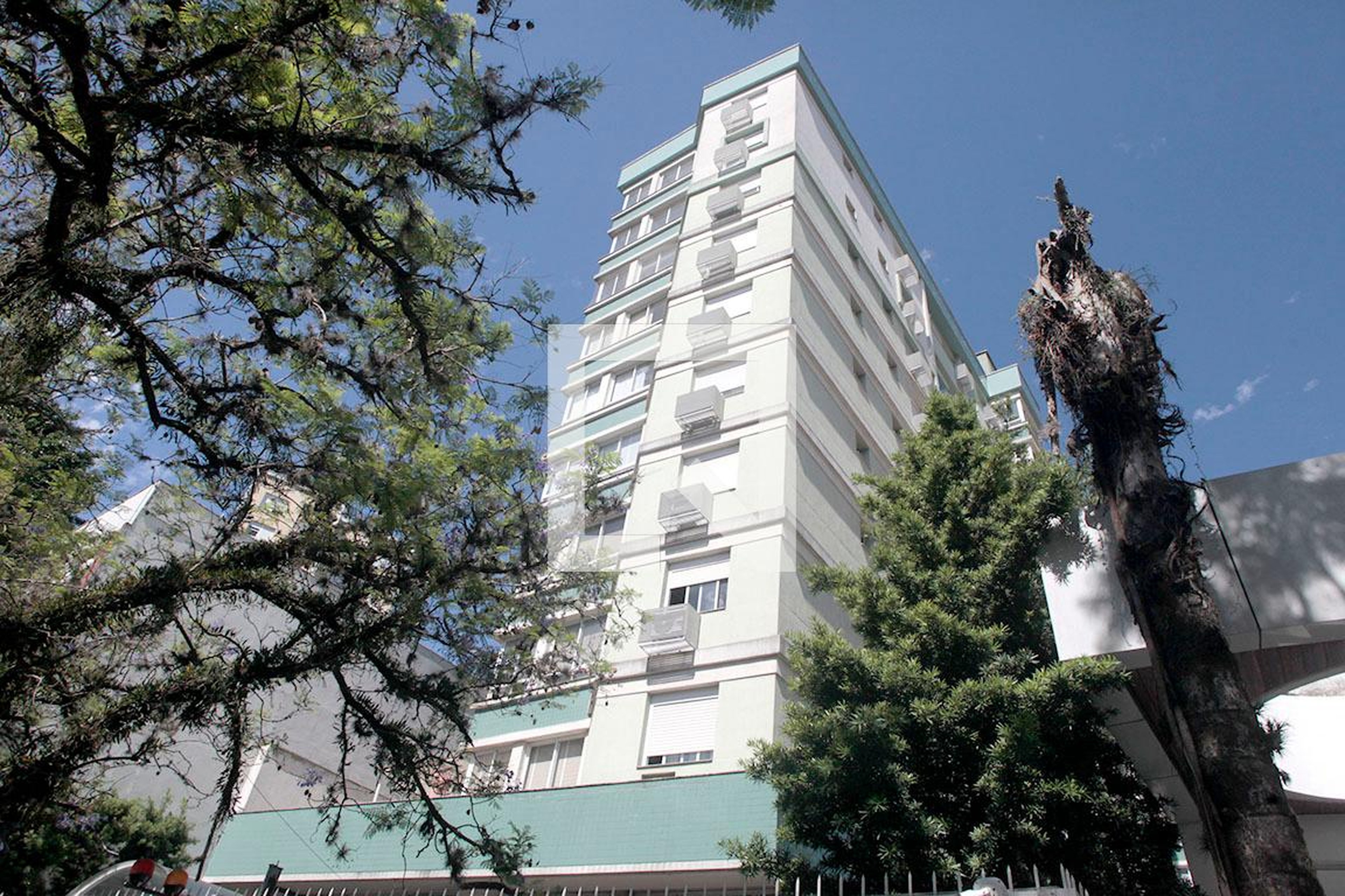 Fachada Condomínio em Rua Ramiro Barcelos, 1895