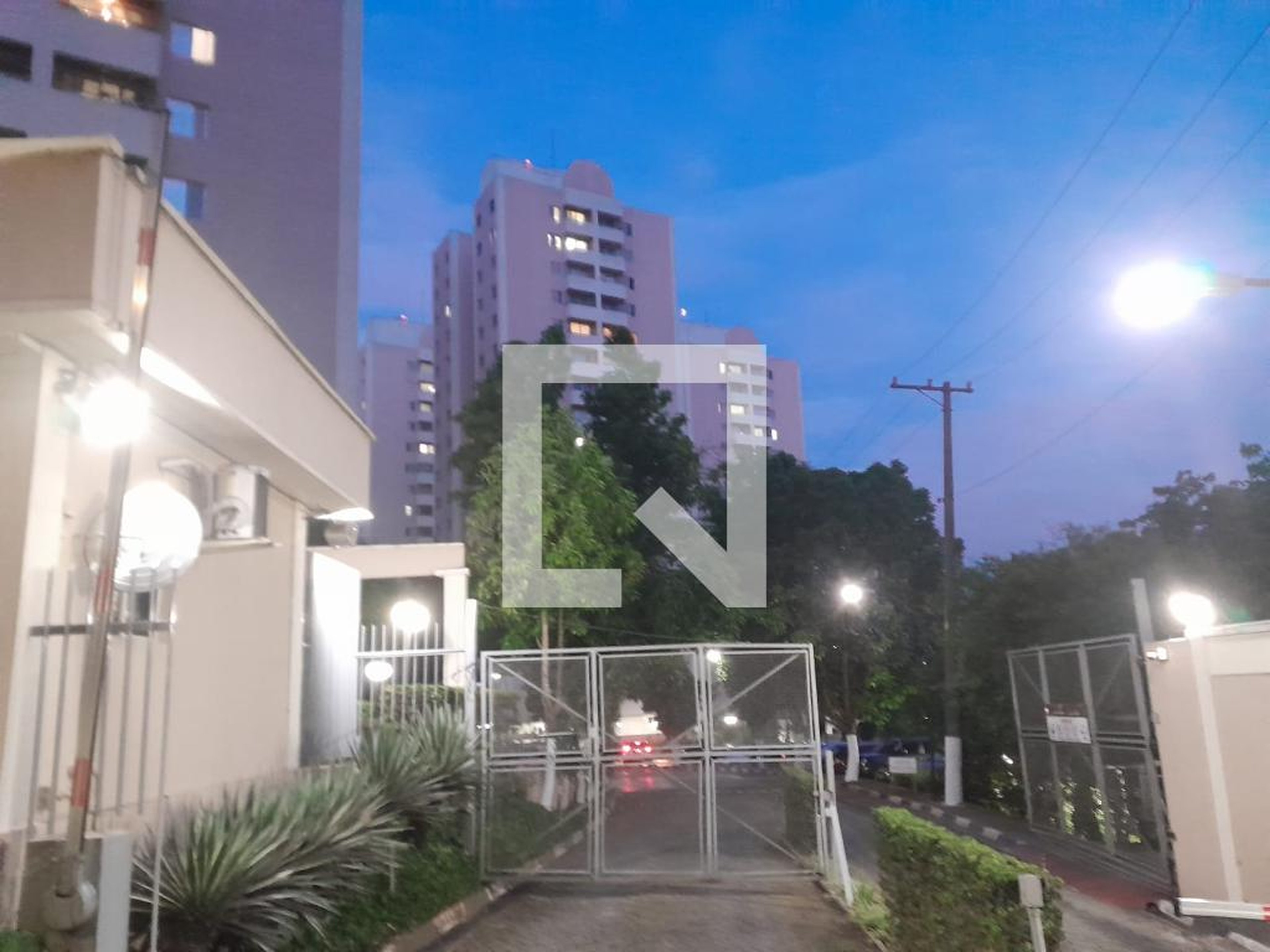 Hall de Entrada - Jardins e Quintais
