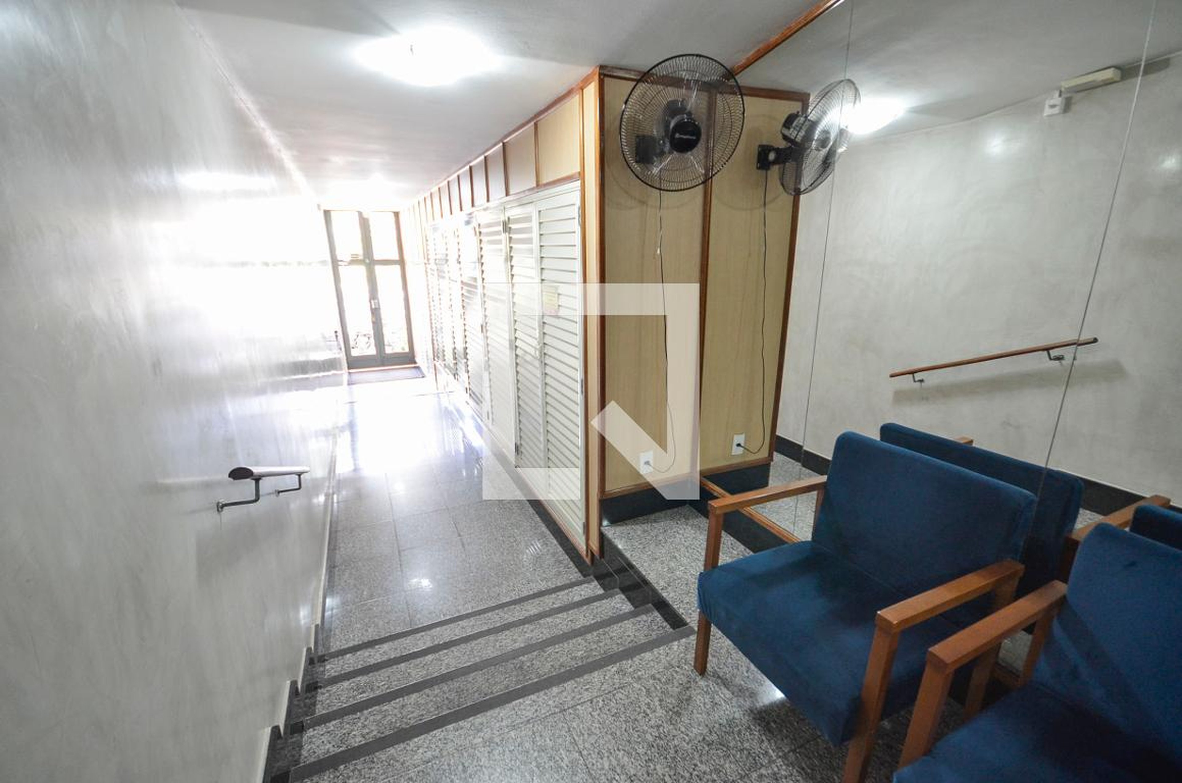 Hall - Edifício Valdemir