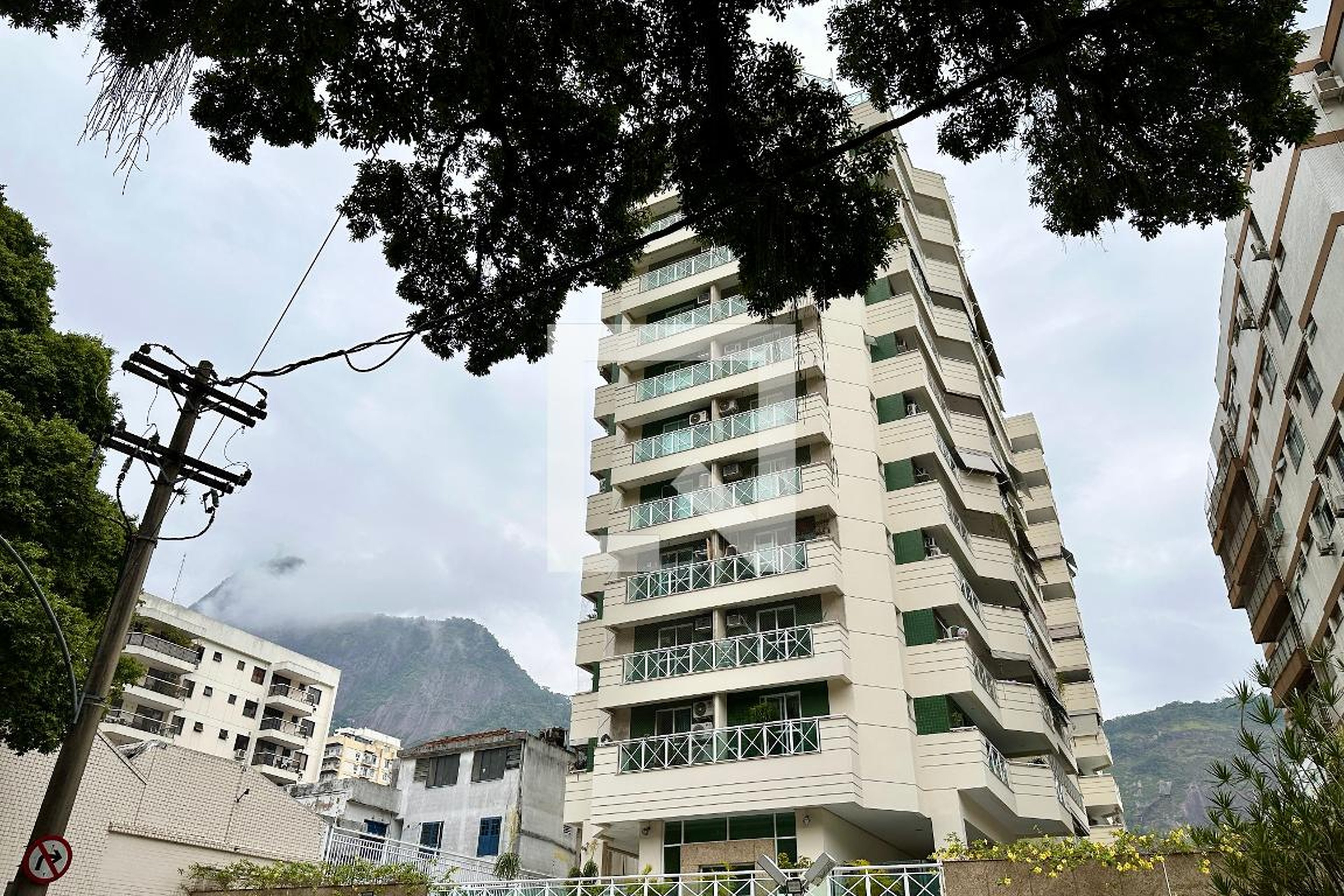 Fachada Condomínio Solar dos Visconde