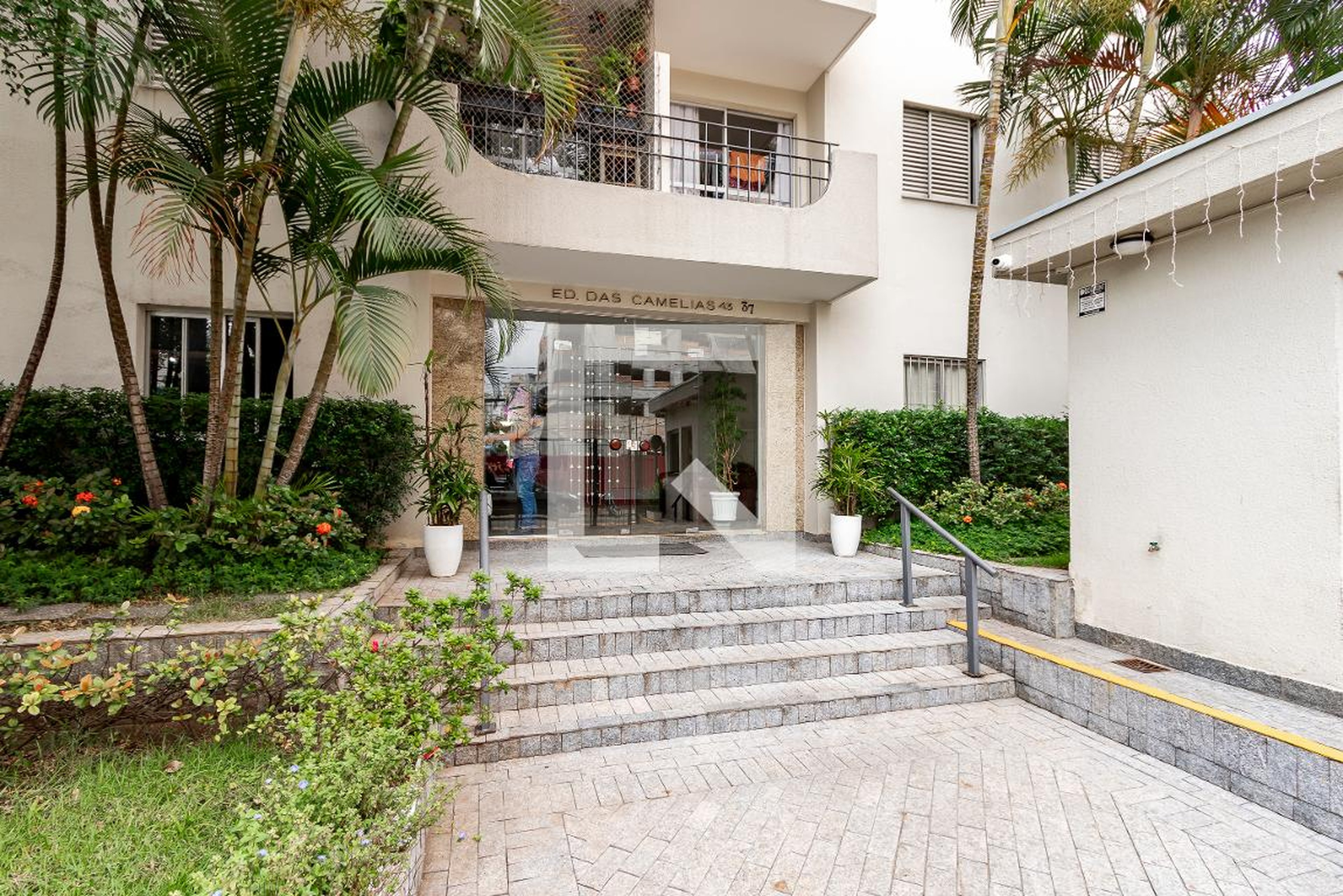 Entrada - Edifício das Camélias
