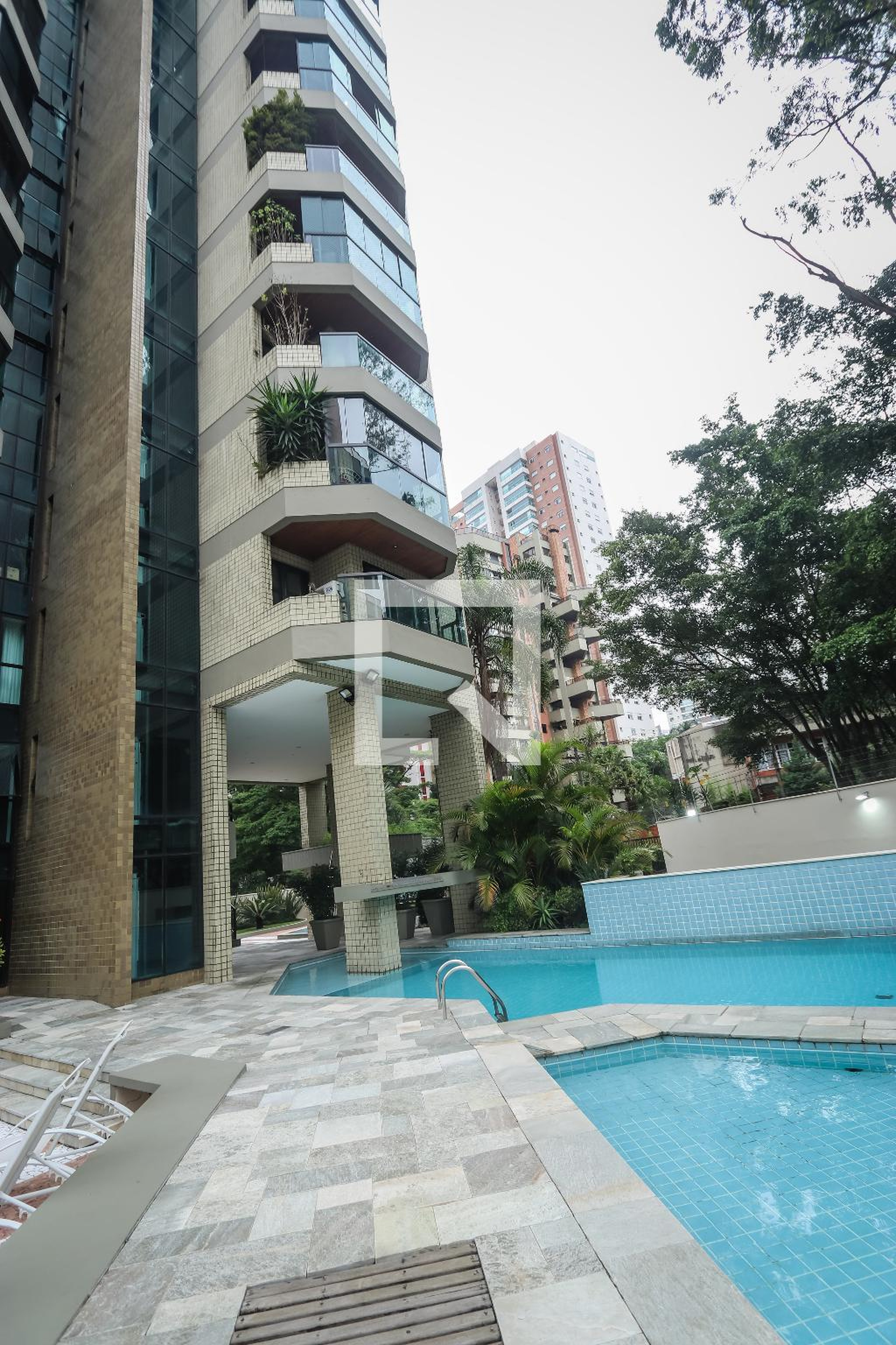 Predio Condomínio Saint Ives